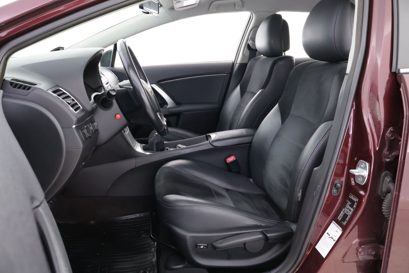 Toyota Avensis 2014 2,0 D-4D DPF Active Wagon - MYYDÄÄN HUUTOKAUPAT.COM! - MYYDÄÄN HUUTOKAUPAT.COM!
