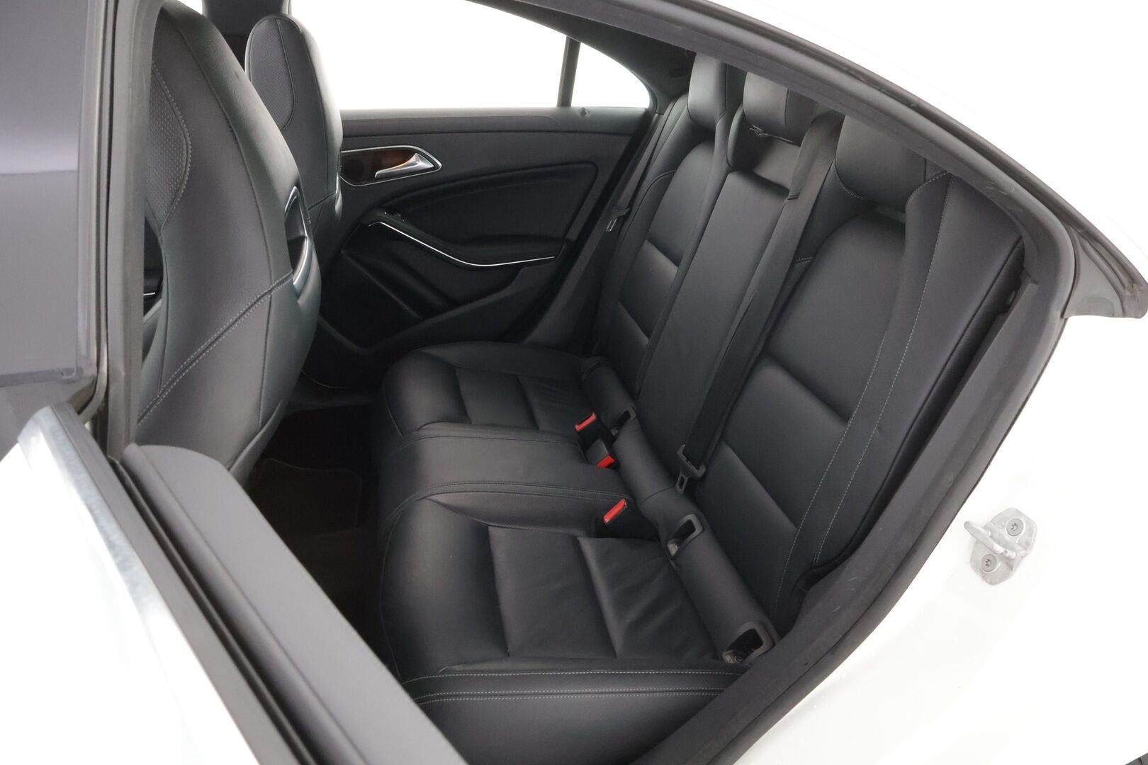 Mercedes-Benz CLA 2015 180 BE A Premium Business AMG * 1OM Suomiauto / Panorama / Nahkasisusta / Muistipenkki / Peruutuskamera / Vakkari! - Juuri tullut Tampereelle! - HULLUT AVAJAISHULINAT KORKOTARJOUS 3,29 %