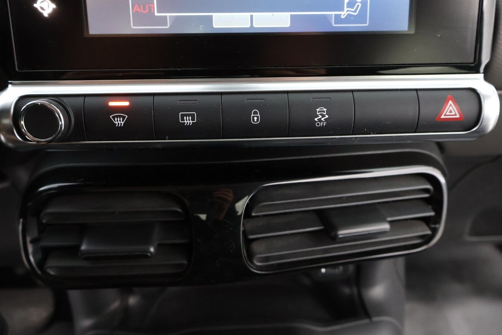 Citroen C4 Cactus 2015 e-HDi 92 Shine Bright ETG6 Automaatti - YritysOutlet - Myydään vain yrityksille - – Tämä auto myydään YritysOutlet -valikoimasta vain yritykselle