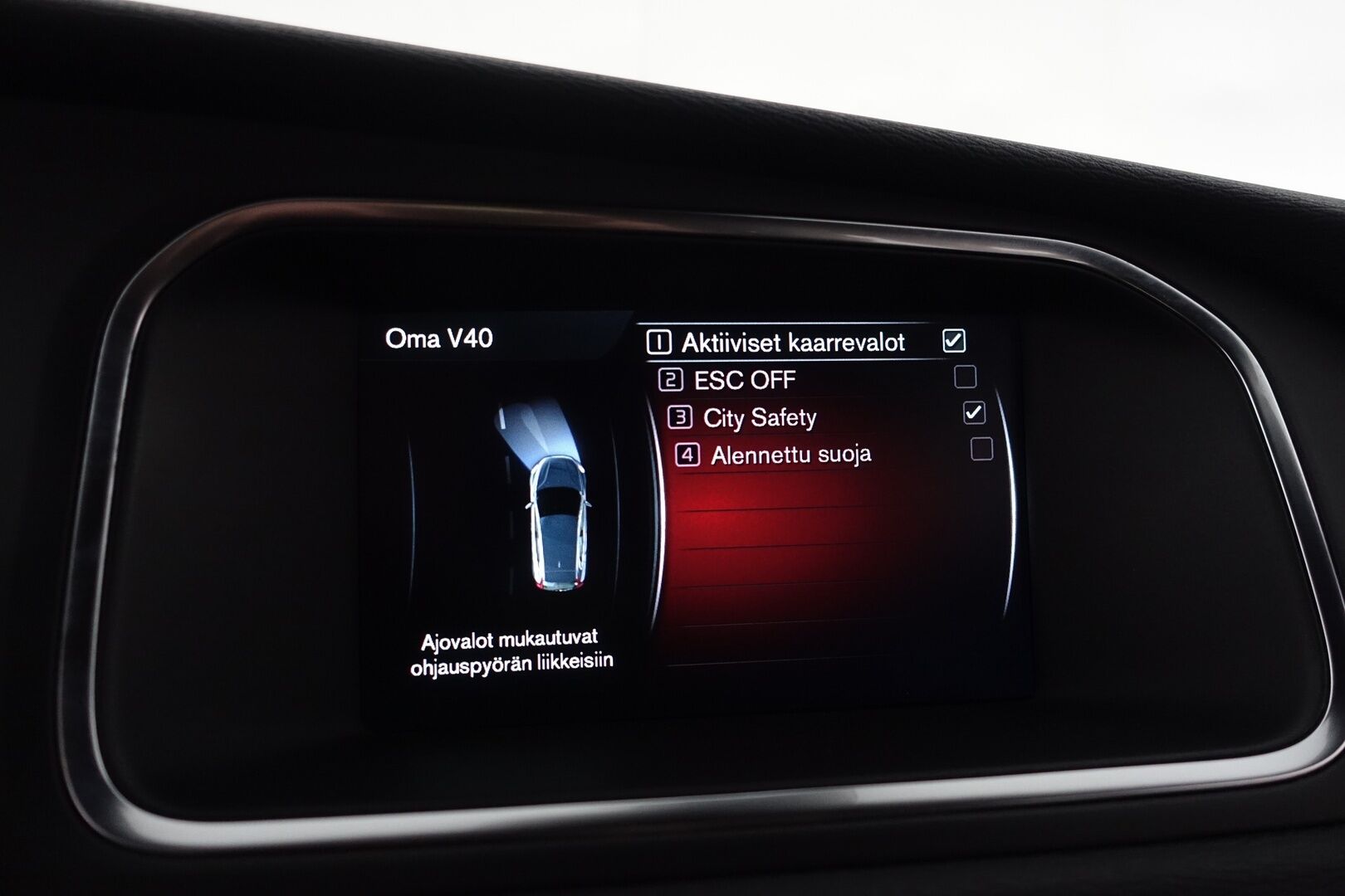 Volvo V40 2015 D2 Ocean Race Business aut - | Facelift | Suomi-auto | Koukku | Nahkapenkit | Digimittaristo | Hihna vaihdettu 2023 | Vakkari