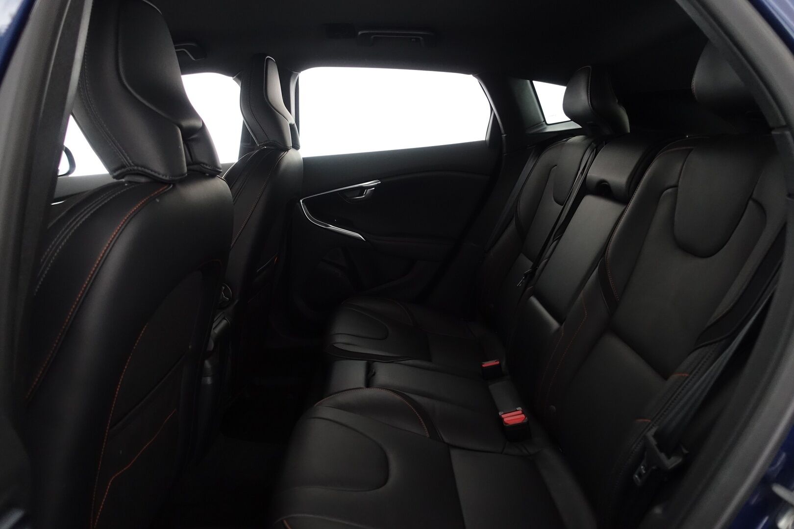 Volvo V40 2015 D2 Ocean Race Business aut - | Facelift | Suomi-auto | Koukku | Nahkapenkit | Digimittaristo | Hihna vaihdettu 2023 | Vakkari