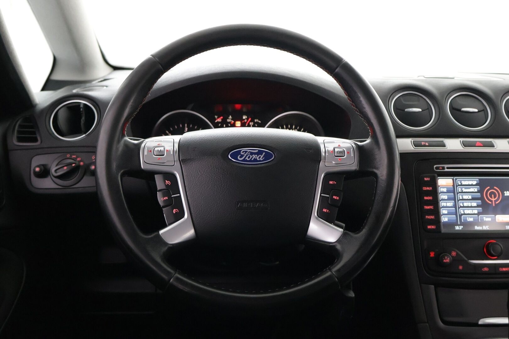 Ford S-Max 2015 2,0 TDCi 140 hv 7P - Suomi-Auto | Webasto | Tutkat | Navi | Siisti | Maltilliset kilsat