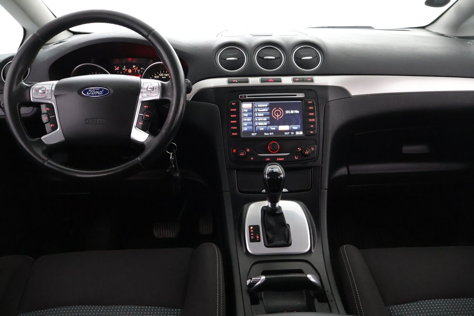 Ford S-Max 2015 2,0 TDCi 140 hv 7P - Suomi-Auto | Webasto | Tutkat | Navi | Siisti | Maltilliset kilsat