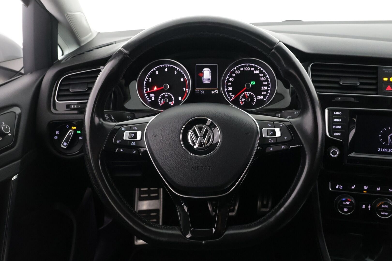 Volkswagen Golf 2015 Variant Highline Edition 40 1,4 TSI 90 kW (122 hv) BMT DSG-automaatti - | Tutkat | Koukku | Vakkari | Webasto | 2x renkaat | 