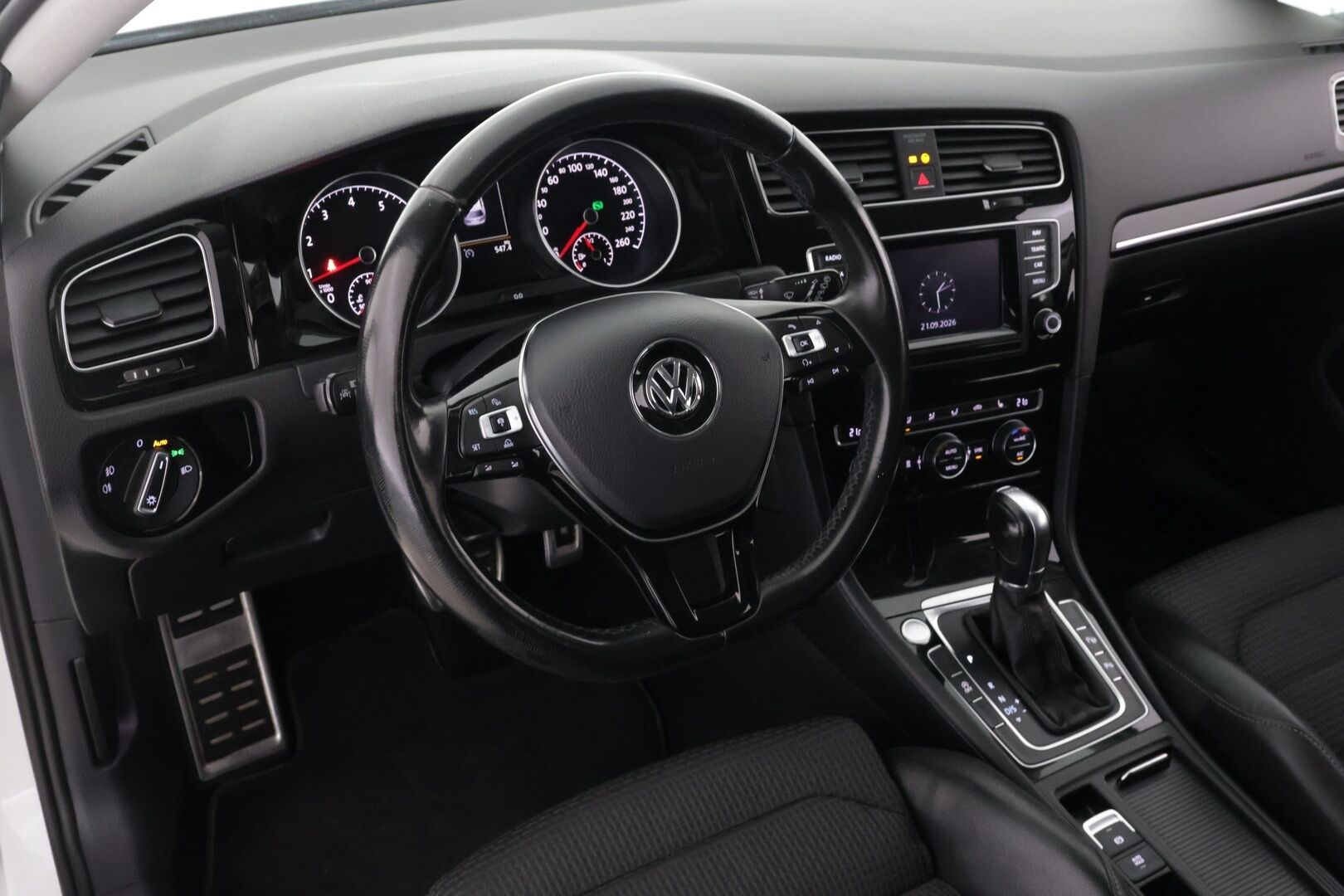 Volkswagen Golf 2015 Variant Highline Edition 40 1,4 TSI 90 kW (122 hv) BMT DSG-automaatti - | Tutkat | Koukku | Vakkari | Webasto | 2x renkaat | 