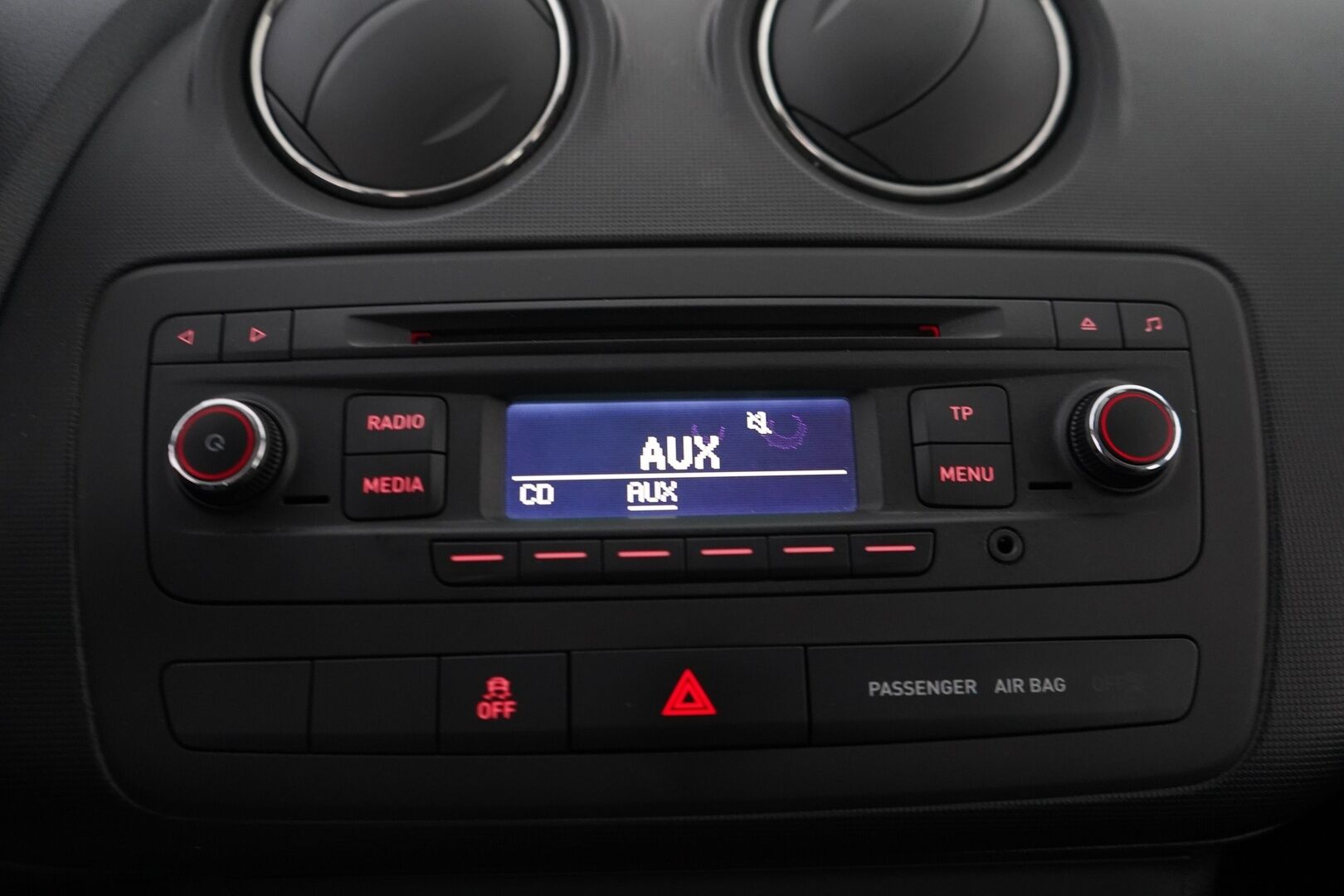 Seat Ibiza ST 2015 1,2 TSI 85 Style *Lohko+sisä / Cruise / Ilmastointi* - KATSO HINTA! / Suomi-auto / Metalliväri / Kahdet hyvät renkaat