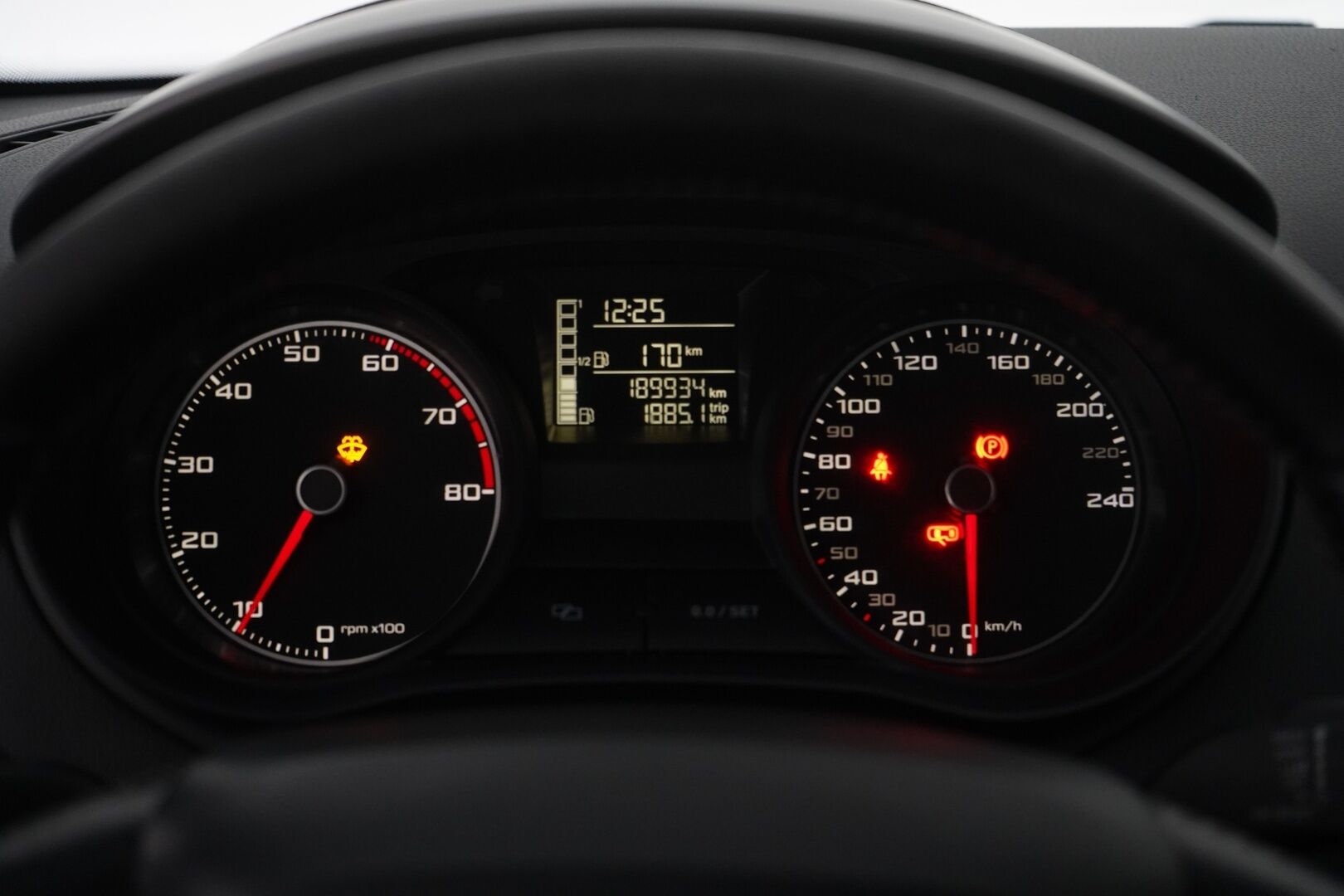 Seat Ibiza ST 2015 1,2 TSI 85 Style *Lohko+sisä / Cruise / Ilmastointi* - KATSO HINTA! / Suomi-auto / Metalliväri / Kahdet hyvät renkaat