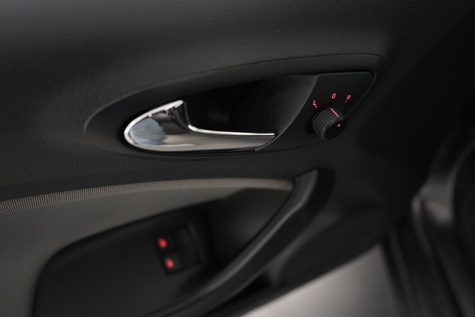 Seat Ibiza ST 2015 1,2 TSI 85 Style *Lohko+sisä / Cruise / Ilmastointi* - KATSO HINTA! / Suomi-auto / Metalliväri / Kahdet hyvät renkaat