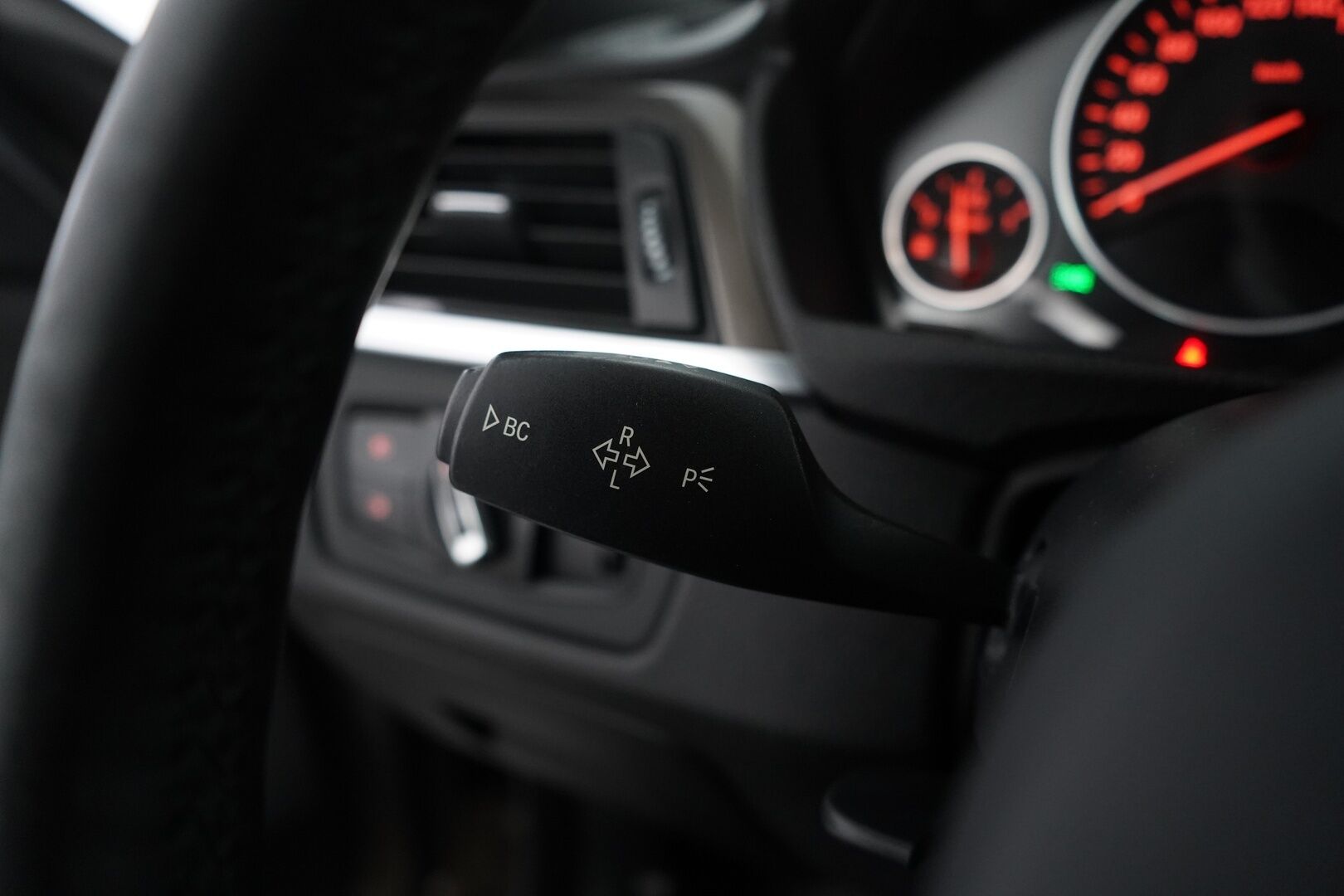 BMW 418 2015 F36 Gran Coupe 418d TwinPower Turbo A Business Aut. *Tutkat / Proffanavi / Ratinlämmitin / Urheiluistuimet* - Suomi auto / M-Sport sisäpaketti / Juuri katsastettu / Viimeisin huolto 6/25