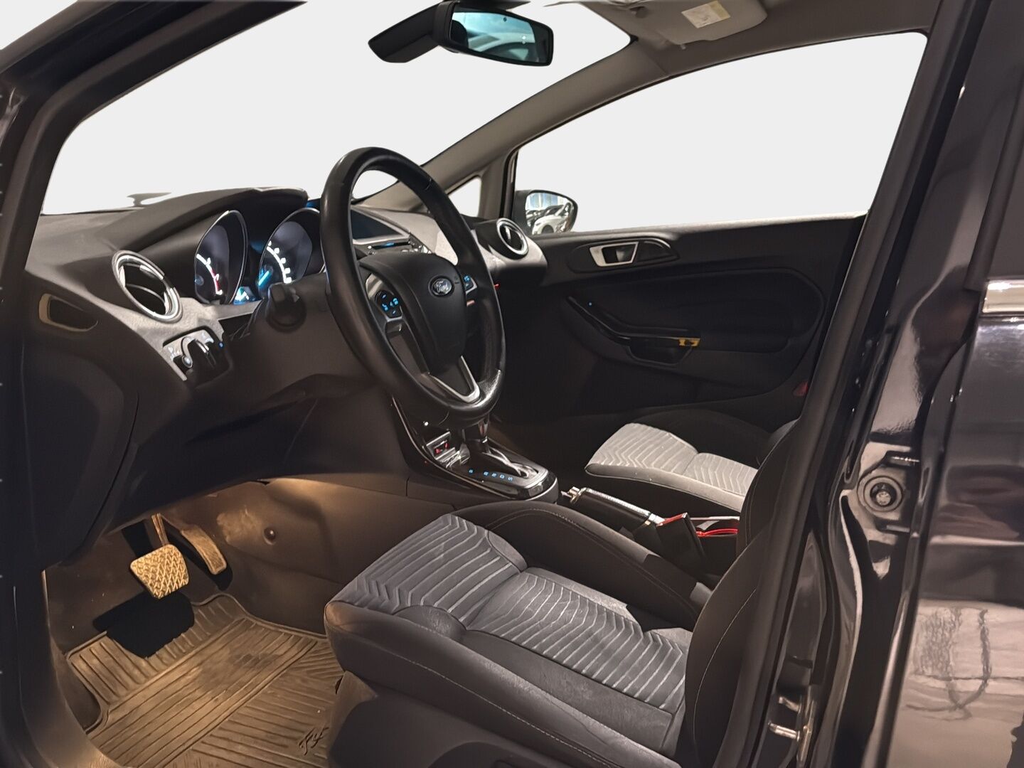 Ford Fiesta 2015 1,0 EcoBoost 100hv PowerShift Titanium A6 - YritysOutlet - Myydään vain yrityksille