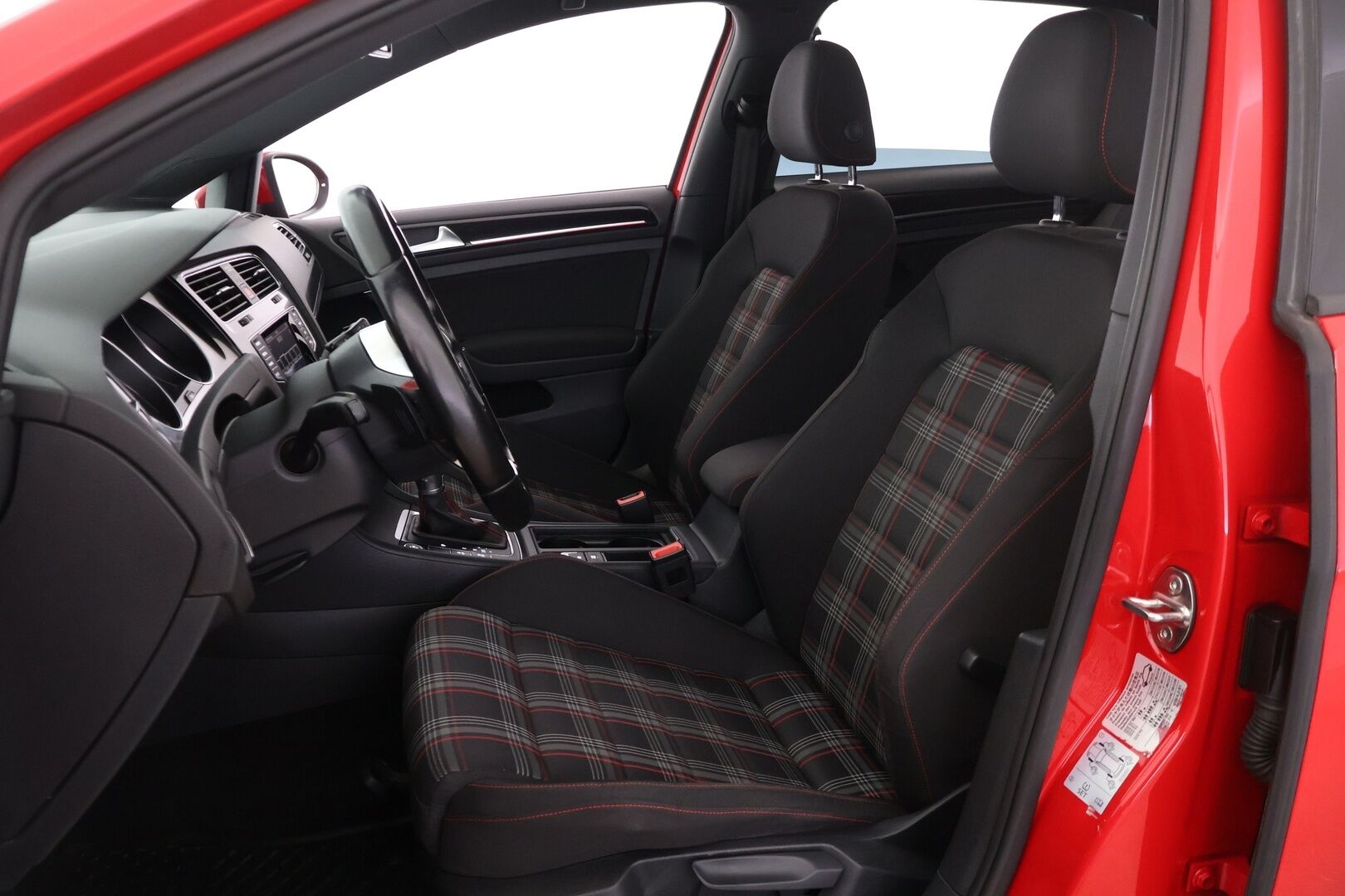 Volkswagen Golf 2015 GTI 2,0 TSI 162 kW (220 hv) BlueMotion Technology DSG - * ACC | Keyless | Xenon | Sport-penkit | Suomi-auto | Upea GTI *