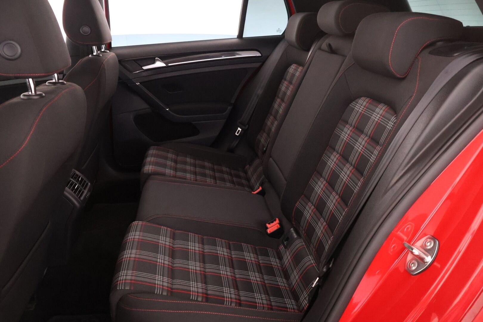 Volkswagen Golf 2015 GTI 2,0 TSI 162 kW (220 hv) BlueMotion Technology DSG - * ACC | Keyless | Xenon | Sport-penkit | Suomi-auto | Upea GTI *