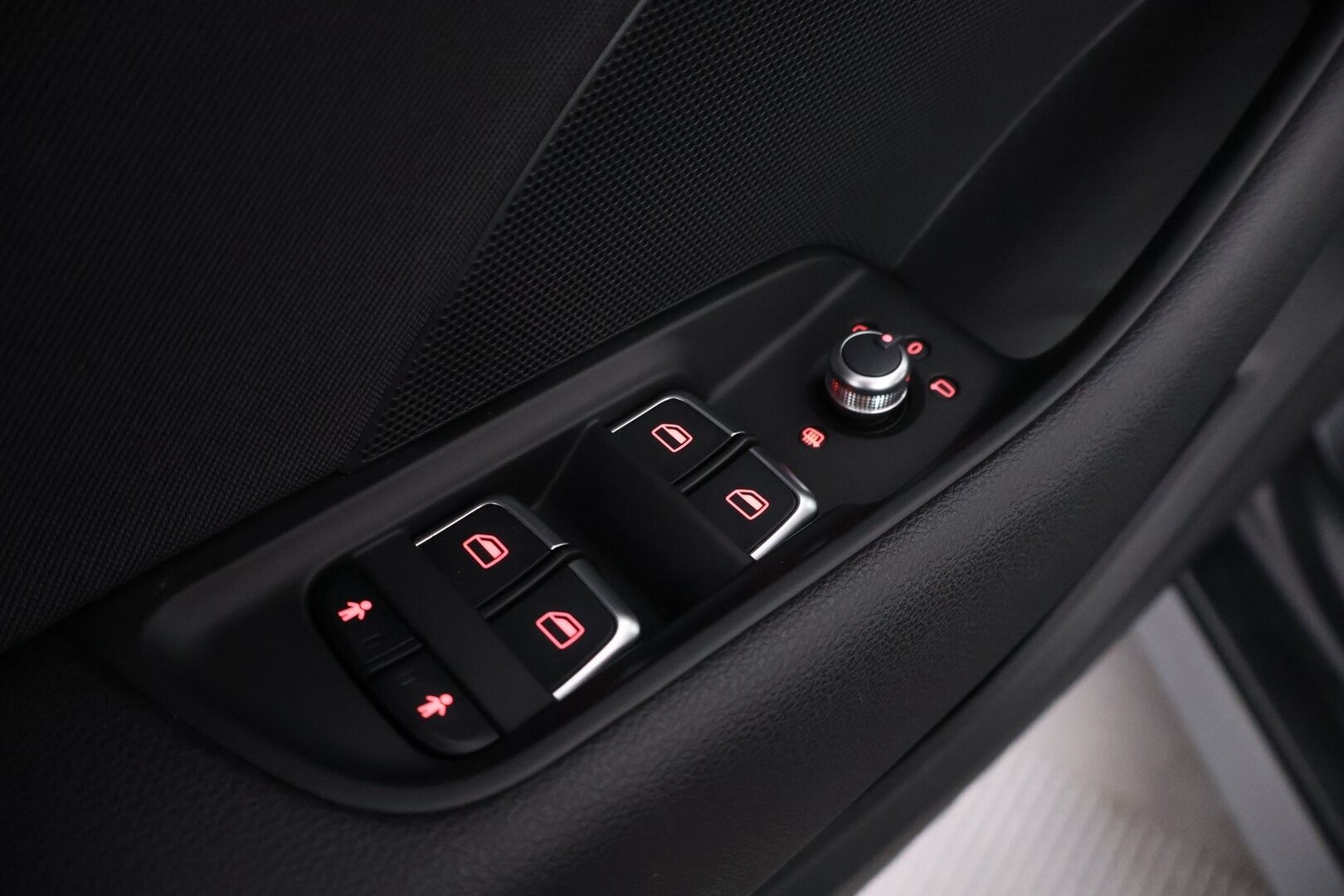Audi A3 2016 Sedan Land of quattro S line Edition 1,6 TDI 81 kW quattro - Suomi-auto | S-Line | Koukku | Vakkari | Urheiluistuimet | LED | Lohko+sis | Bluetooth