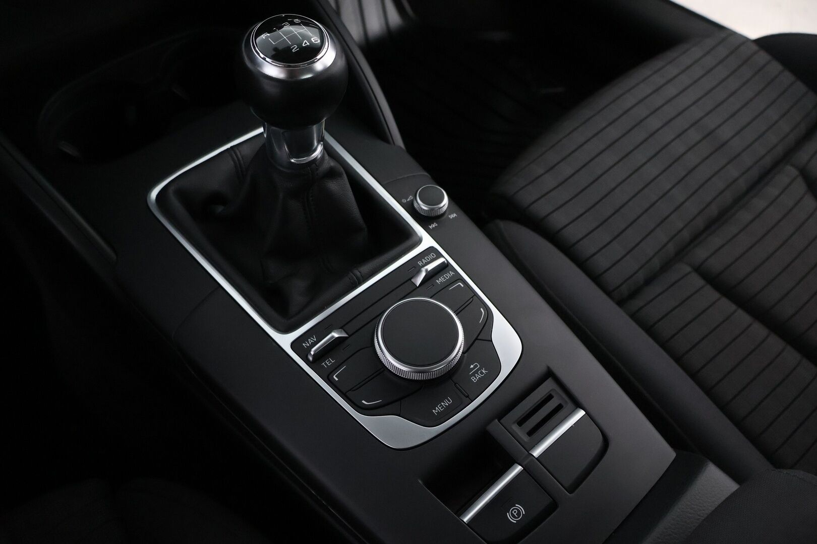 Audi A3 2016 Sedan Land of quattro S line Edition 1,6 TDI 81 kW quattro - Suomi-auto | S-Line | Koukku | Vakkari | Urheiluistuimet | LED | Lohko+sis | Bluetooth