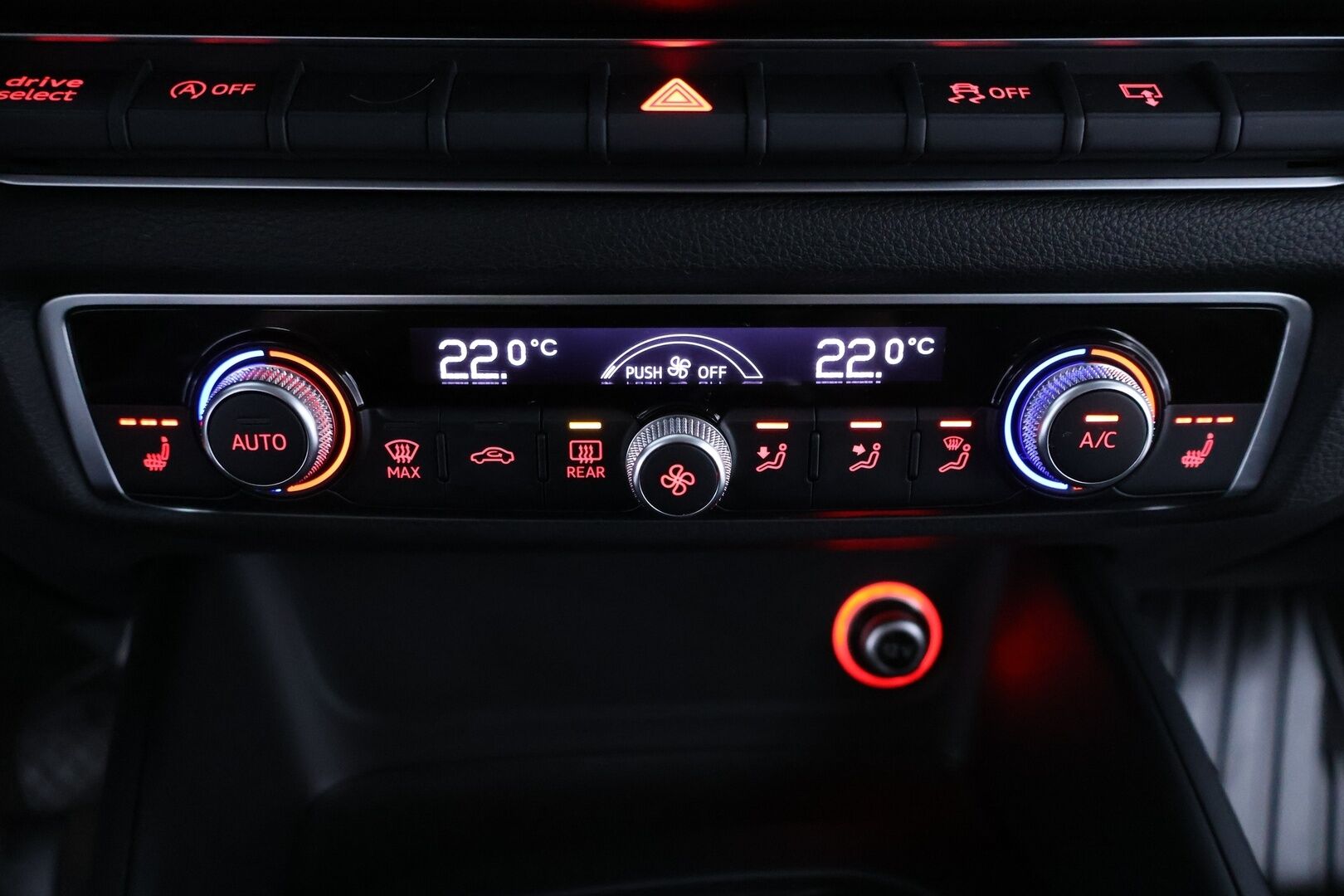 Audi A3 2016 Sedan Land of quattro S line Edition 1,6 TDI 81 kW quattro - Suomi-auto | S-Line | Koukku | Vakkari | Urheiluistuimet | LED | Lohko+sis | Bluetooth