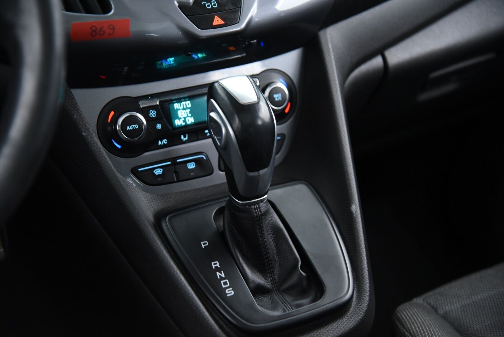 Ford Grand Tourneo Connect 2016 1,5 TDCi 120 hv PowerShift A6 Titanium / Myydään huutokaupat.com:issa! - Invaramppi! / Pegabus taksi / Suomi-auto / Todella siisti metreihin!