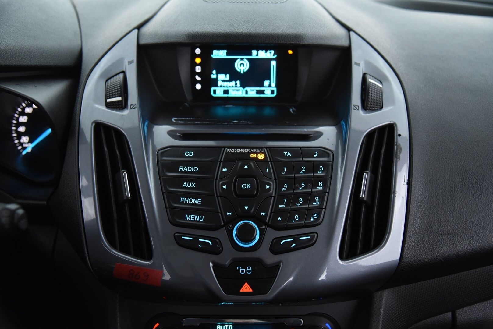 Ford Grand Tourneo Connect 2016 1,5 TDCi 120 hv PowerShift A6 Titanium / Myydään huutokaupat.com:issa! - Invaramppi! / Pegabus taksi / Suomi-auto / Todella siisti metreihin!