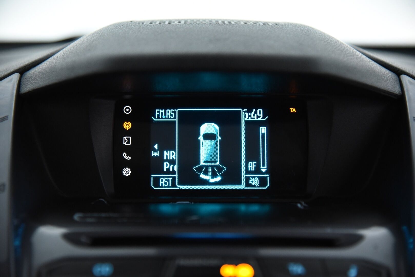 Ford Grand Tourneo Connect 2016 1,5 TDCi 120 hv PowerShift A6 Titanium / Myydään huutokaupat.com:issa! - Invaramppi! / Pegabus taksi / Suomi-auto / Todella siisti metreihin!