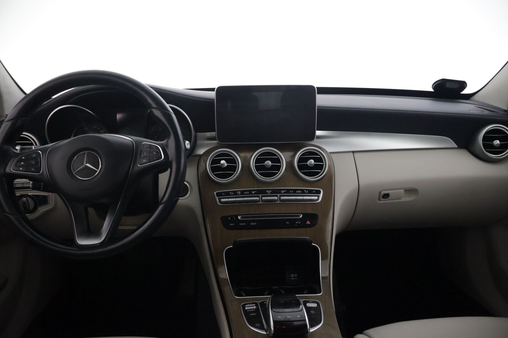 Mercedes-Benz C 2015 250 BlueTec 4Matic T A Premium Business - | Vaaleat nahat muisteilla | Isompi näyttö | ILS | Burmester | Neliveto | Ilma-alusta | Taittuva koukku | Uudet kesä- ja talvirenkaat