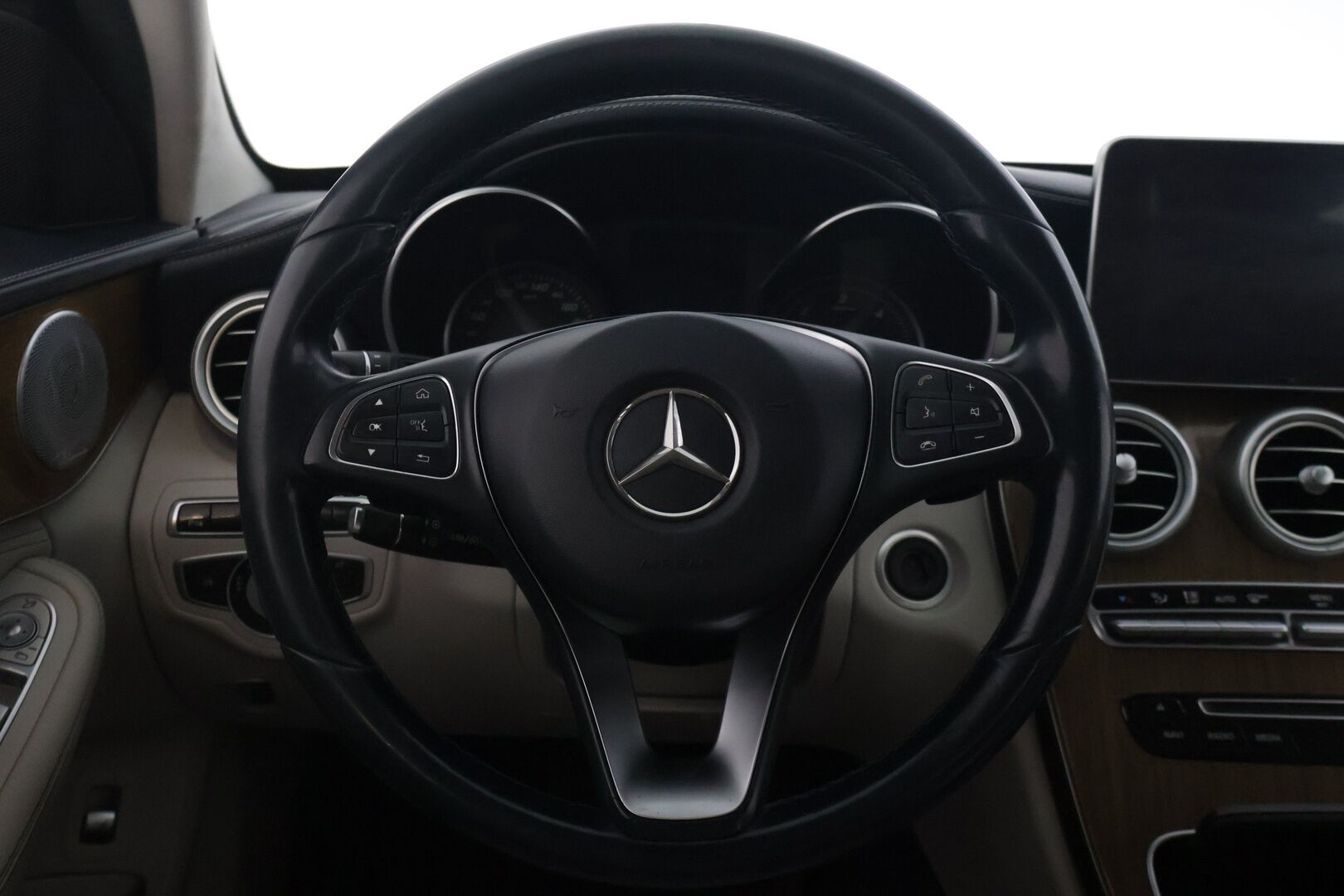 Mercedes-Benz C 2015 250 BlueTec 4Matic T A Premium Business - | Vaaleat nahat muisteilla | Isompi näyttö | ILS | Burmester | Neliveto | Ilma-alusta | Taittuva koukku | Uudet kesä- ja talvirenkaat