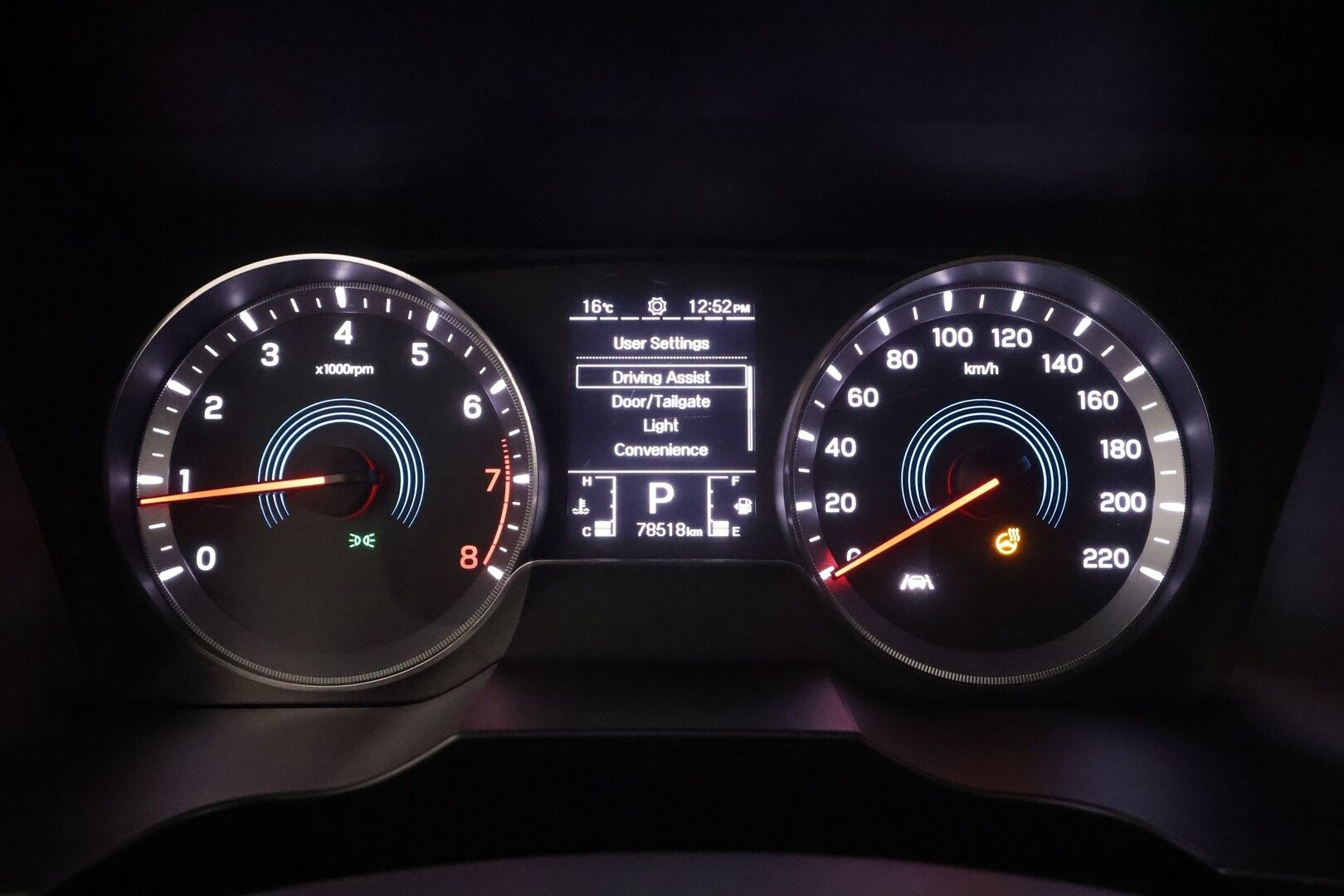 SsangYong Korando 2021 G1,5T 2WD 6AT QUARTZ * Vakkari / P.kamera / Navi / Lohko+Sisä / Koukku / Ratinlämmitin / Kaistavahti * - 1.Om Suomi-auto / Kahdet renkaat aluvanteilla - HULLUT AVAJAISHULINAT KORKOTARJOUS 3,29 %