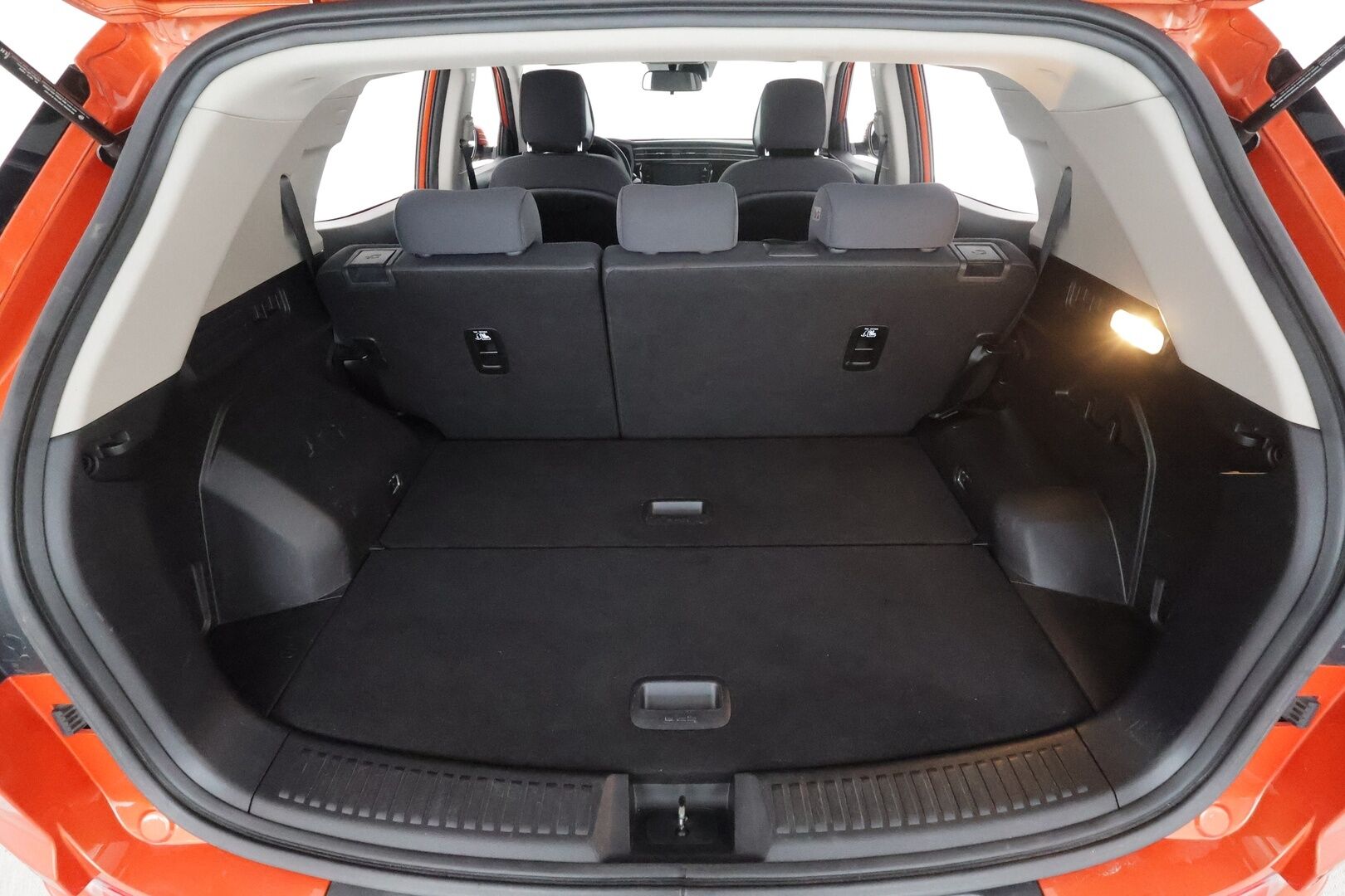 SsangYong Korando 2021 G1,5T 2WD 6AT QUARTZ - | 1om. Suomi-Auto | Vakkari | P.kamera | Navi | Lohko+Sisä | Koukku | Ratinlämmitin | Kaistavahti | Apple&Android carplay |