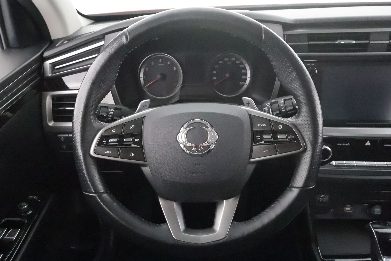 SsangYong Korando 2021 G1,5T 2WD 6AT QUARTZ - | 1om. Suomi-Auto | Vakkari | P.kamera | Navi | Lohko+Sisä | Koukku | Ratinlämmitin | Kaistavahti | Apple&Android carplay |