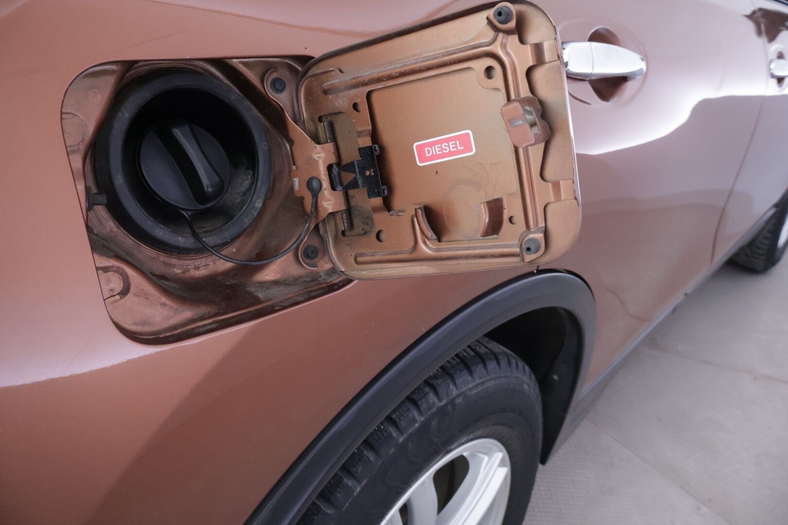 Nissan X-Trail 2015 dCi 130 Tekna 2WD 6 MT 7 Seats E6 */ Panorama / Navi / 360-kamera / Nahkaistuimet / Vakkari / Lohko / Koukku  / 2x renkaat /* - 7-Paikkainen / Kattavat varusteet / 2x renkaat