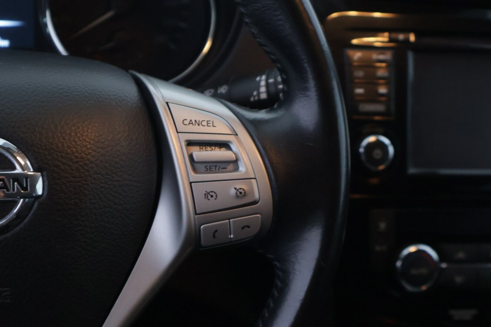 Nissan Qashqai 2016 dCi 130 Acenta 2WD Xtronic E6 Safety Pack Connect - - YritysOutlet - Myydään vain yrityksille