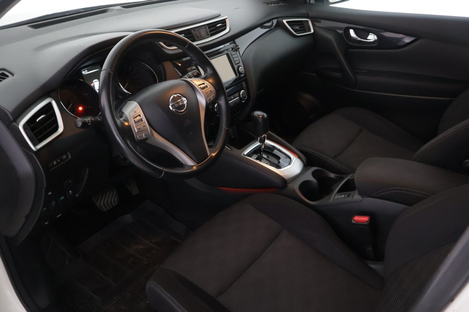Nissan Qashqai 2016 dCi 130 Acenta 2WD Xtronic E6 Safety Pack Connect - - YritysOutlet - Myydään vain yrityksille