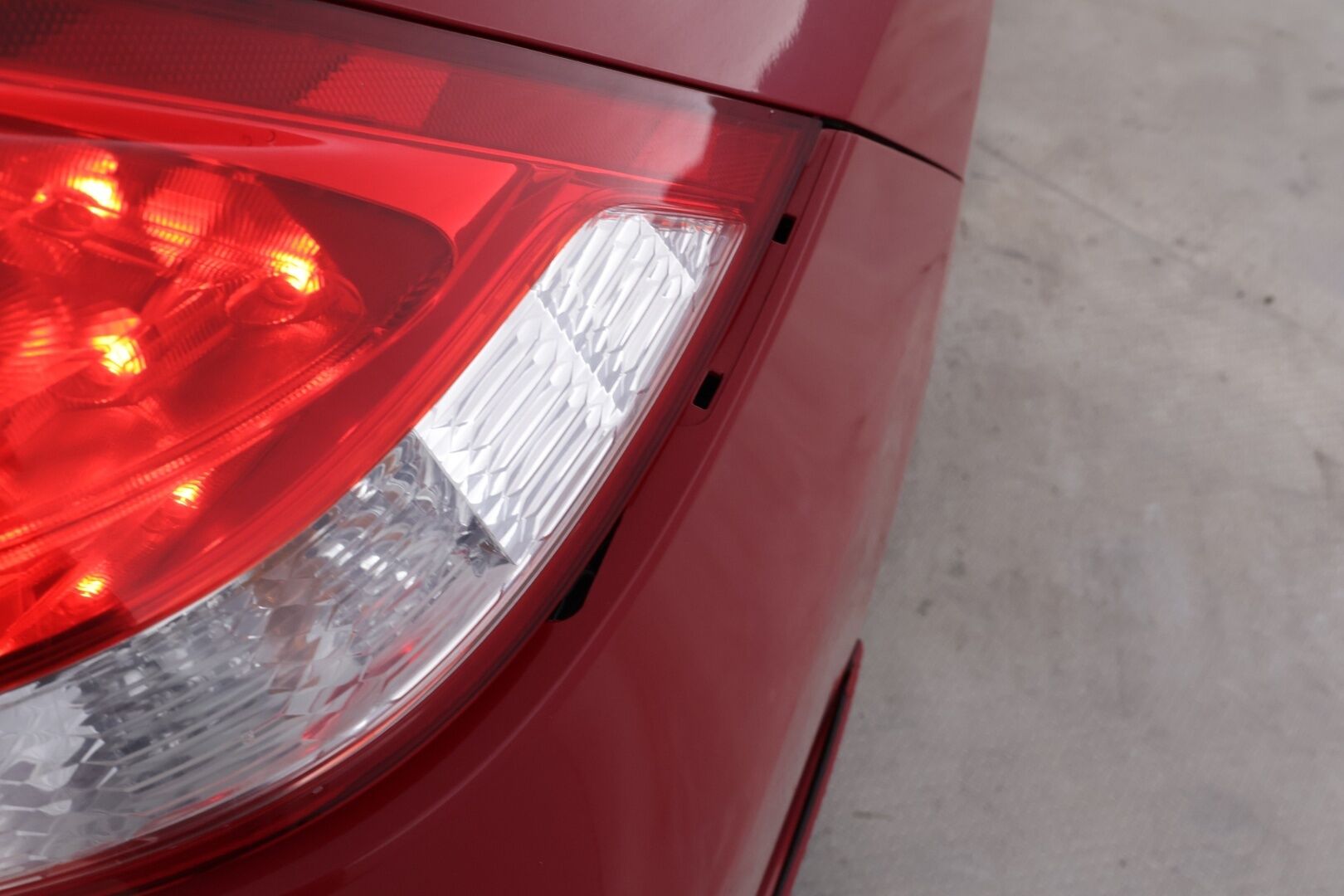 Honda Insight 2010 5D 1,3 Elegance Business - *Myydään Huutokaupat.com* - - - *Myydään Huutokaupat.com* - | Aux | Lohkolämmitin | Suomi-auto | Vakkari | 2x hyvät renkaat | 