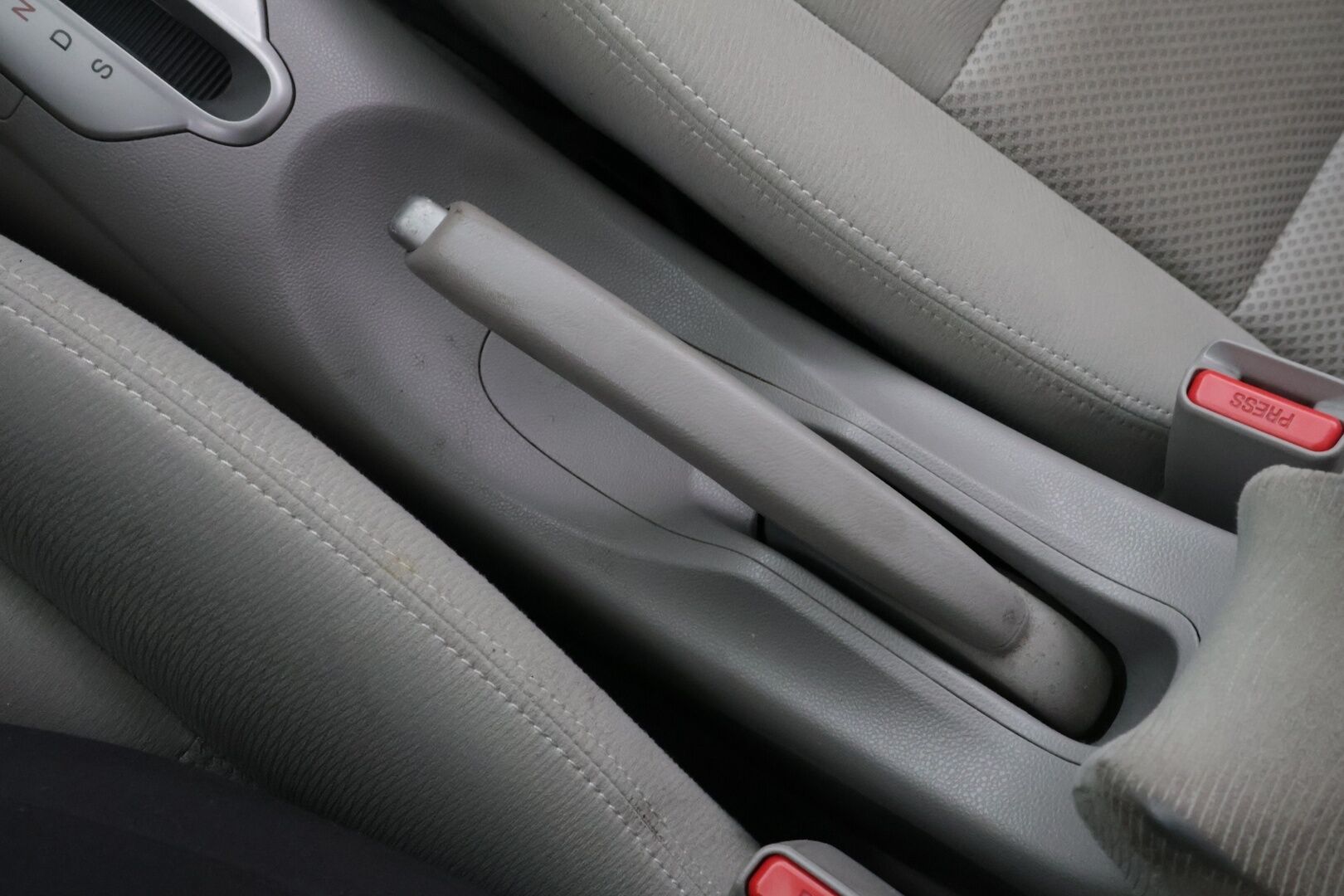 Honda Insight 2010 5D 1,3 Elegance Business - *Myydään Huutokaupat.com* - - - *Myydään Huutokaupat.com* - | Aux | Lohkolämmitin | Suomi-auto | Vakkari | 2x hyvät renkaat | 