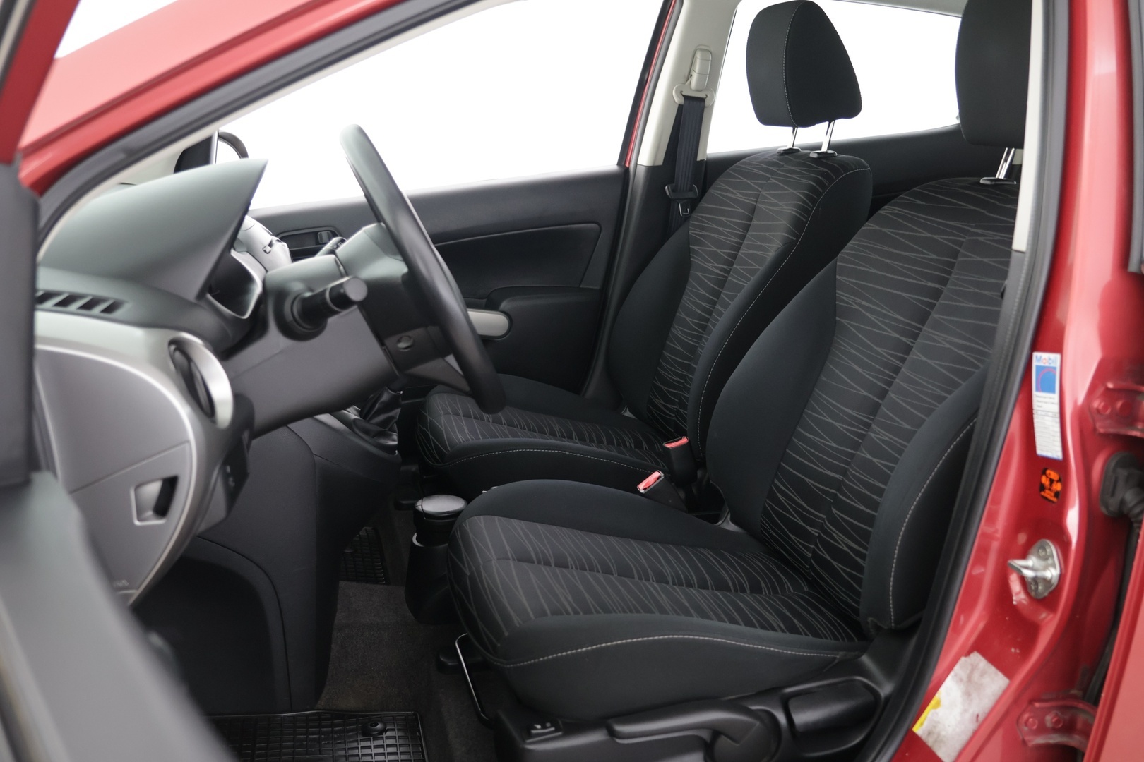 Mazda Mazda2 2008 1,3 Classic 5MT 5ov Z01 / Kahdet renkaat aluilla / Suomi-auto / Ilmastointi