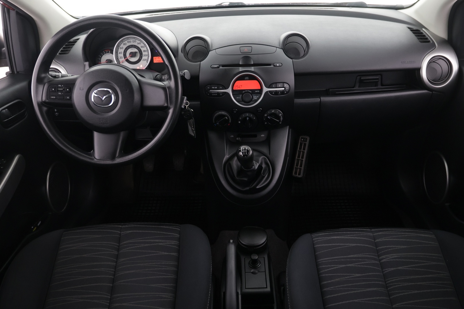Mazda Mazda2 2008 1,3 Classic 5MT 5ov Z01 / Kahdet renkaat aluilla / Suomi-auto / Ilmastointi