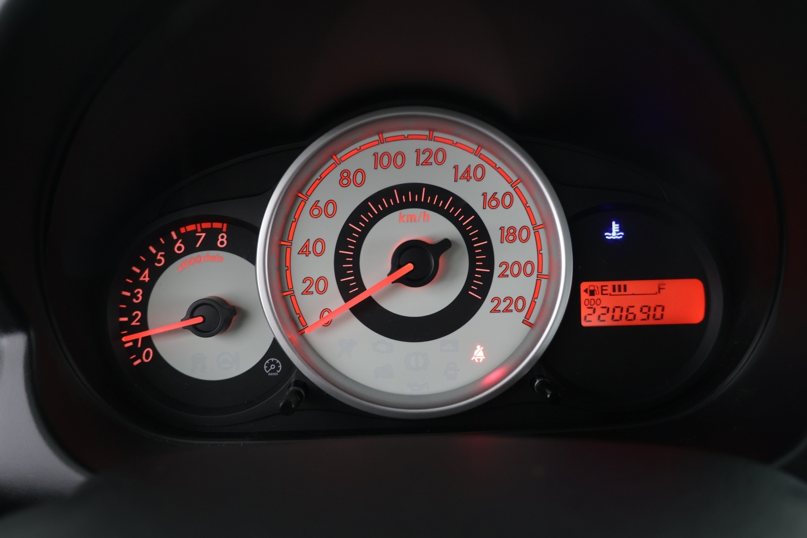 Mazda Mazda2 2008 1,3 Classic 5MT 5ov Z01 / Kahdet renkaat aluilla / Suomi-auto / Ilmastointi