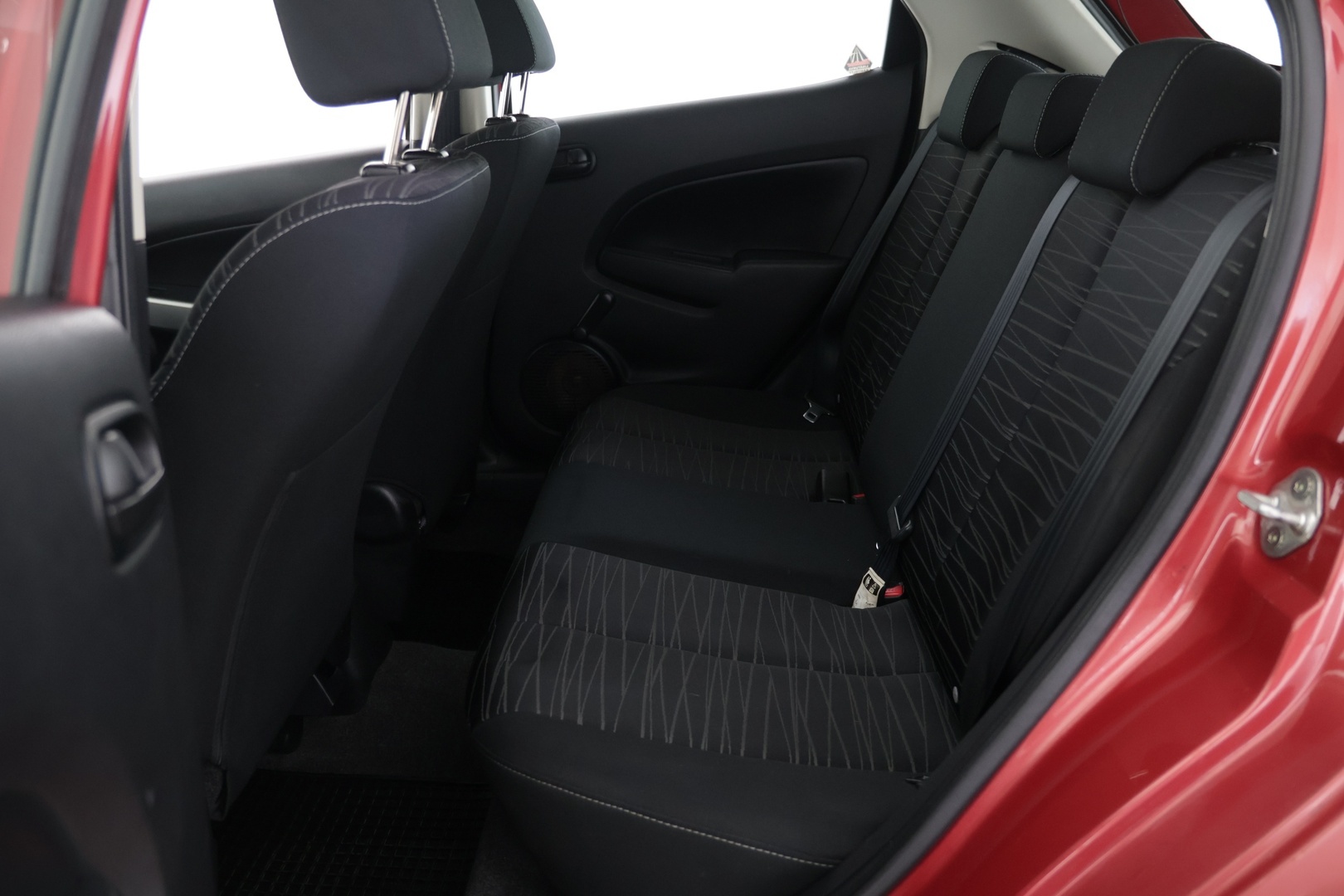 Mazda Mazda2 2008 1,3 Classic 5MT 5ov Z01 / Kahdet renkaat aluilla / Suomi-auto / Ilmastointi