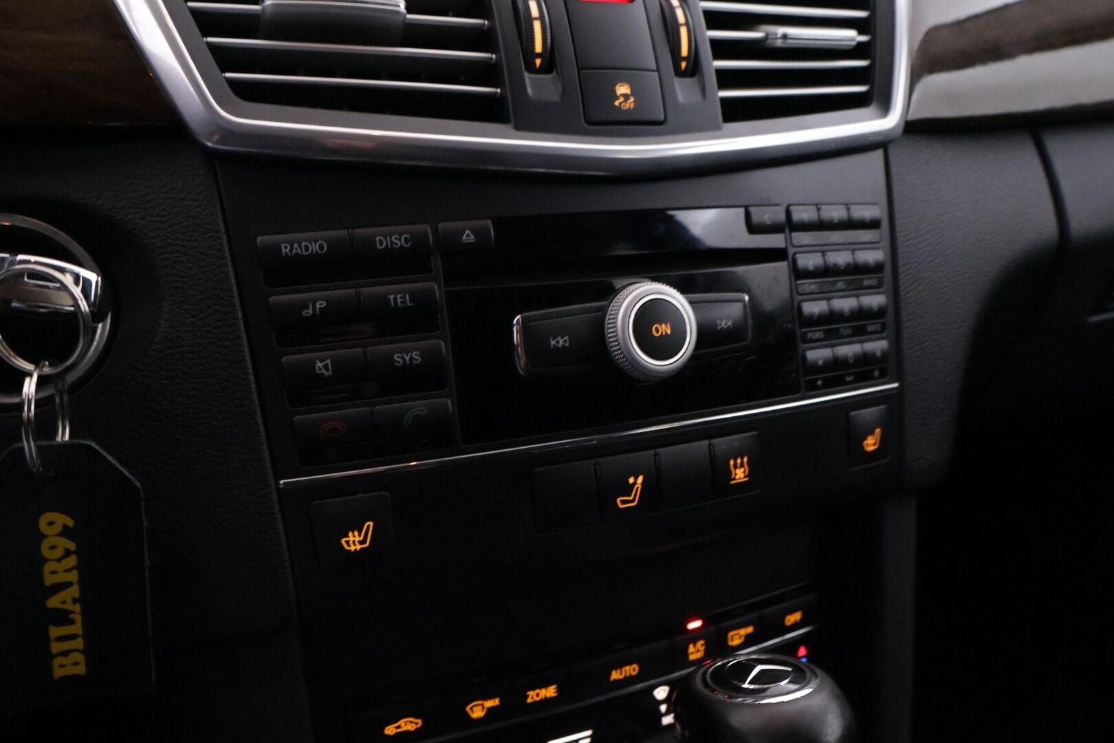 Mercedes-Benz E 2010 250 CDI BE T A Business *Myydään Huutokaupat.com* - | Webasto | Koukku | Vakkari | Suomi-auto |