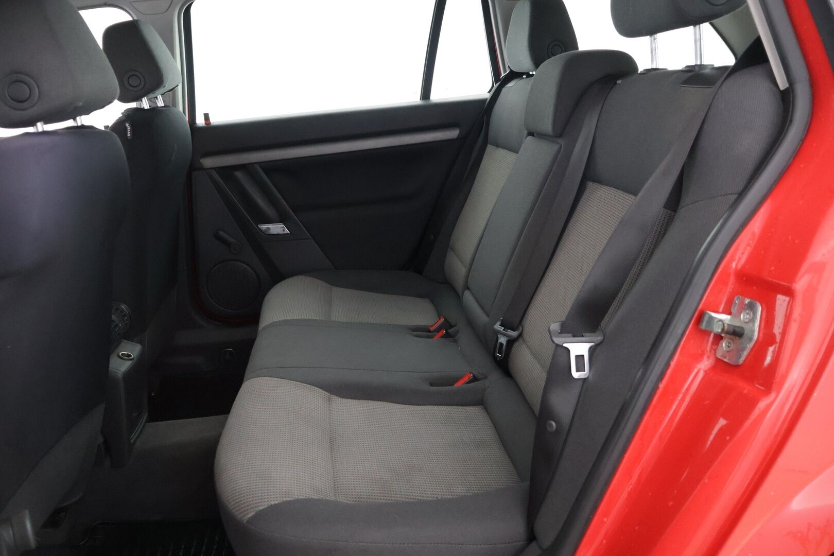 Opel Vectra 2005 5D VECTRA STW 1.8-ZCF35/283 **YritysOutlet - Myydään vain yrityksille - Suomi-auto / Huoltokirja / Lohkolämmitin / Vakkari / Vetokoukku*