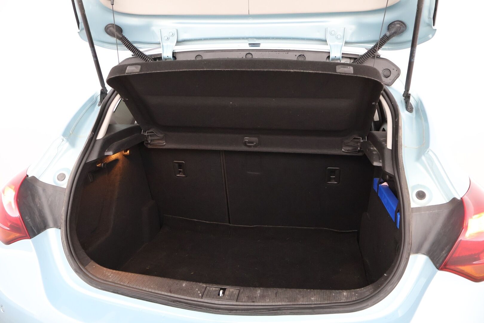 Opel Astra 2010 5-ov Sport 1,4 Turbo Ecotec 103kW MT6 - *Juuri katsastettu / Koukku / Xenon / Tutkat / Katso ja ihastu!!* MYYDÄÄN HUUTOKAUPAT.COMISSA!!'