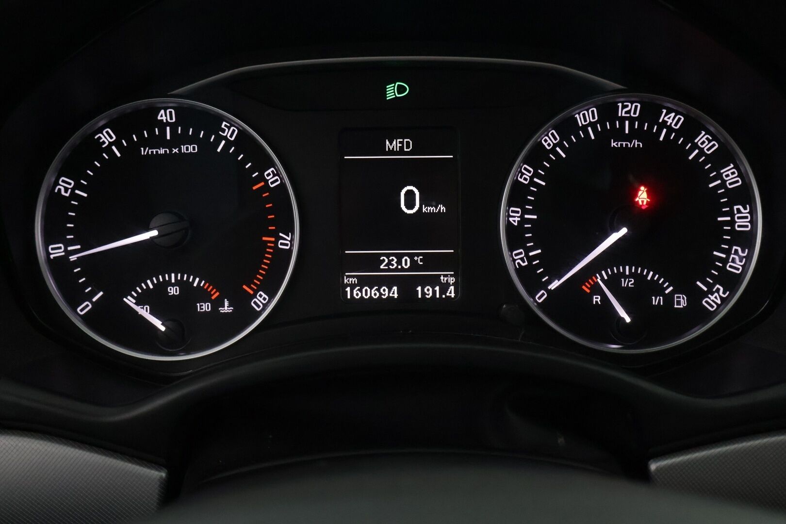 Skoda Octavia 2011 Combi 1,8 TSI Elegance - YritysOutlet - Myydään vain yrityksille - YritysOutlet - Myydään vain yrityksille  | Elegance-varustelu | Adaptiiviset Xenon-ajovalot | Vakionopeudensäädin | Penkinlämmittimet | Vetokoukku | 2x renkaat ja vanteet 