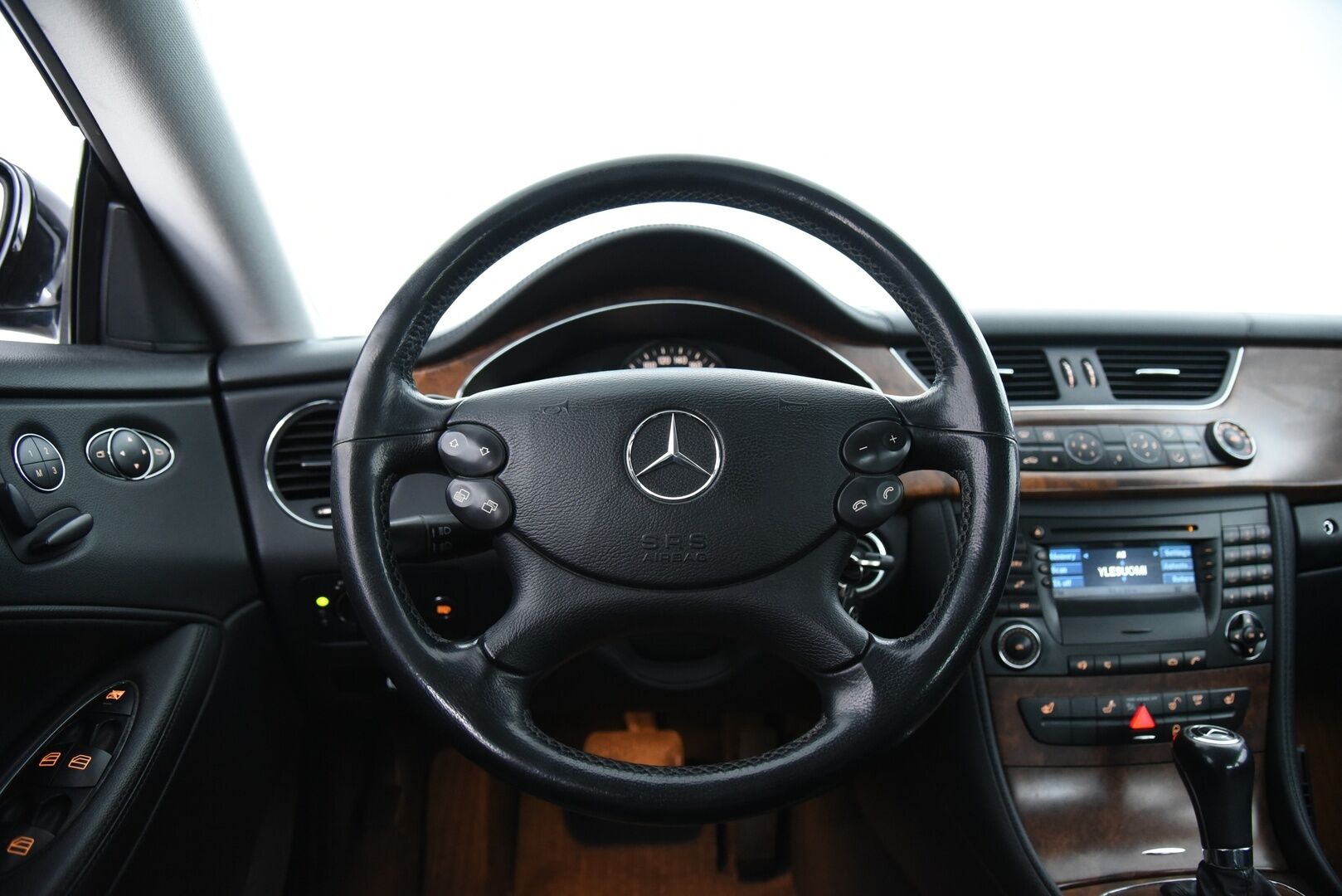 Mercedes-Benz CLS 2005 350 Sedan / Myydään huutokaupat.com:ssa! - MYYDÄÄN VAIN HUUTOKAUPAT.COM:SSA!