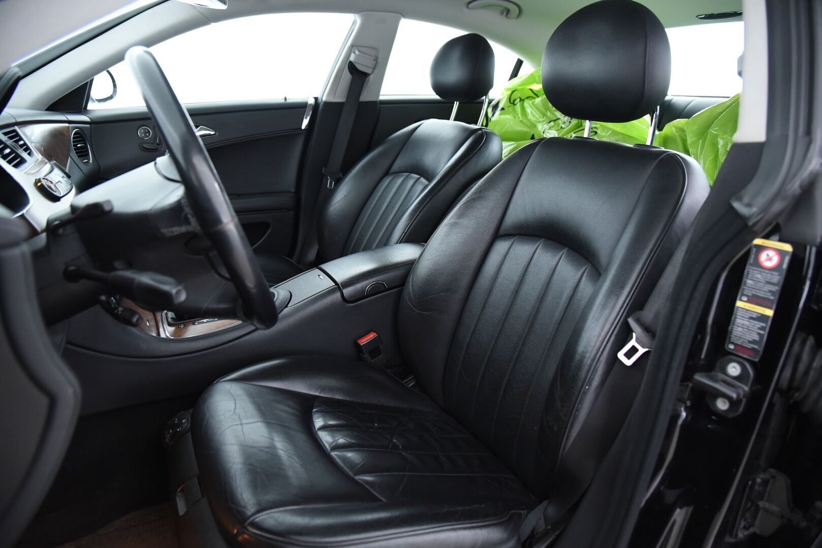 Mercedes-Benz CLS 2005 350 Sedan / Myydään huutokaupat.com:ssa! - MYYDÄÄN VAIN HUUTOKAUPAT.COM:SSA!