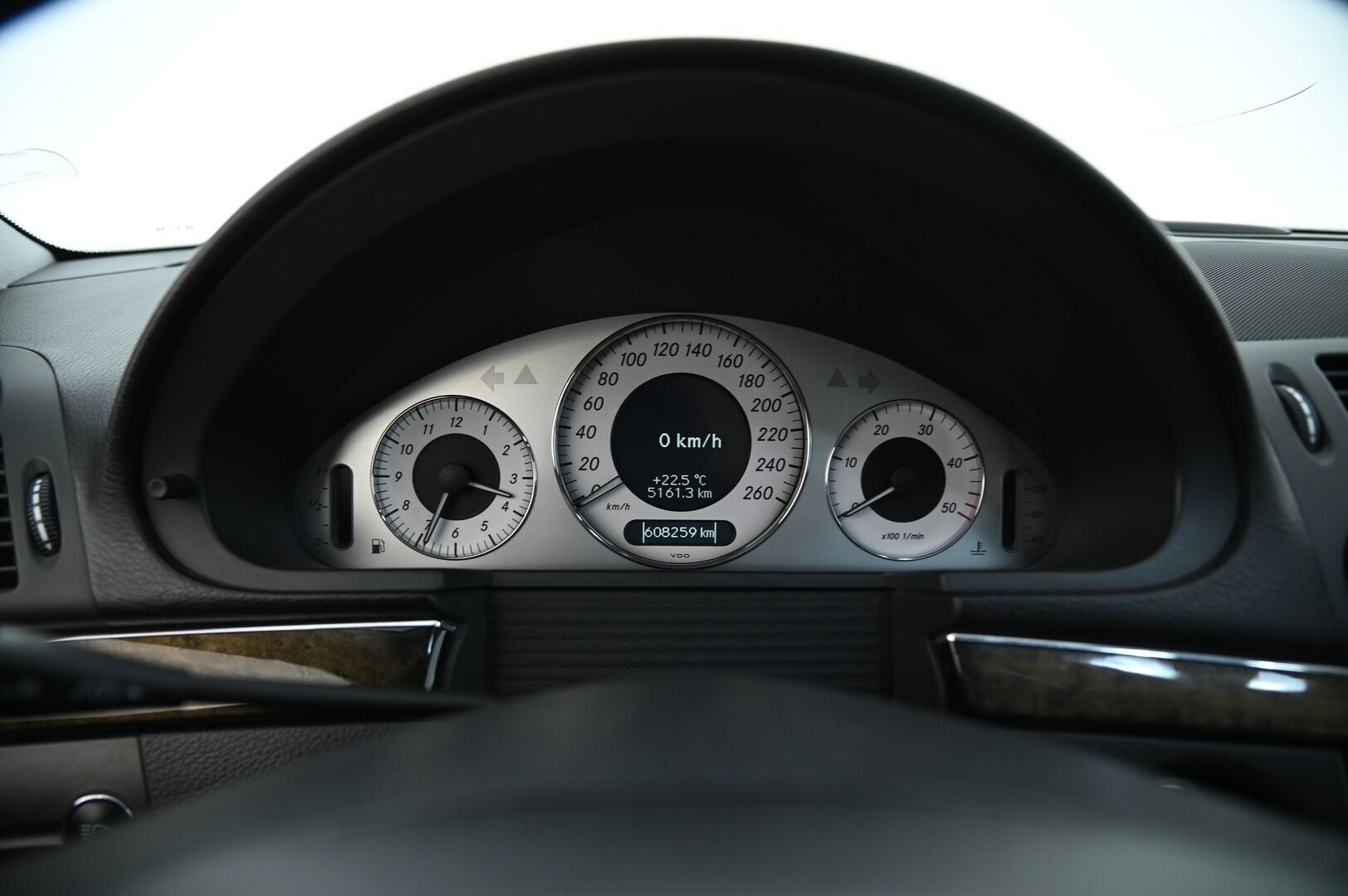 Mercedes-Benz E 2006 220 CDI Sedan *Myydään Huutokaupat.com*