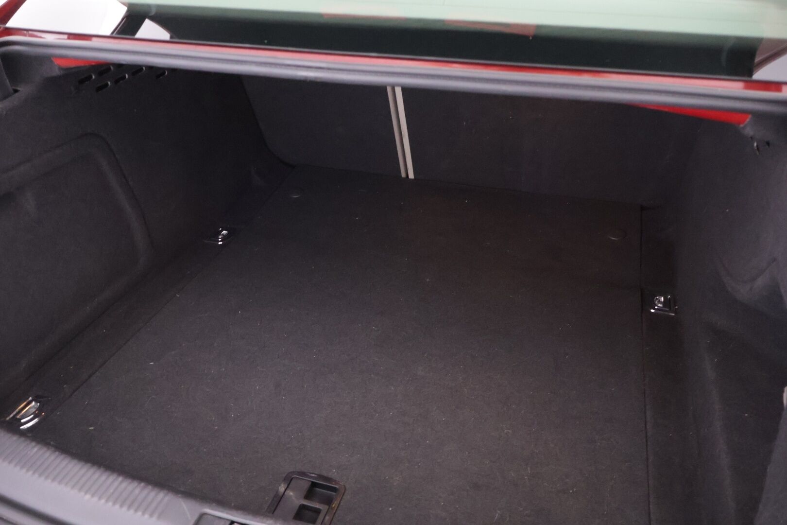 Audi A4 2011 Sedan 1,8 TFSI 118 kW multitronic Le Mans - | Sportti-penkit | Vakkari | Hyvin huollettu | 2x renkaat | 2x Avaimet |