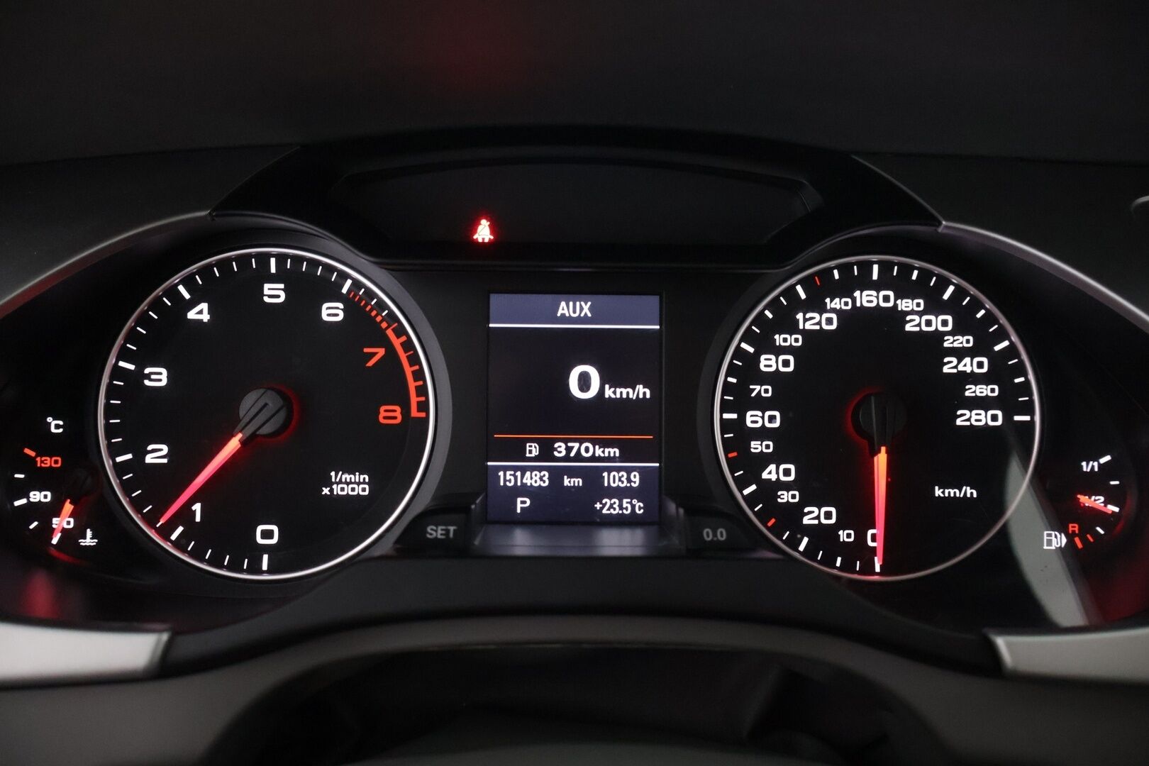 Audi A4 2011 Sedan 1,8 TFSI 118 kW multitronic Le Mans - | Sportti-penkit | Vakkari | Hyvin huollettu | 2x renkaat | 2x Avaimet |
