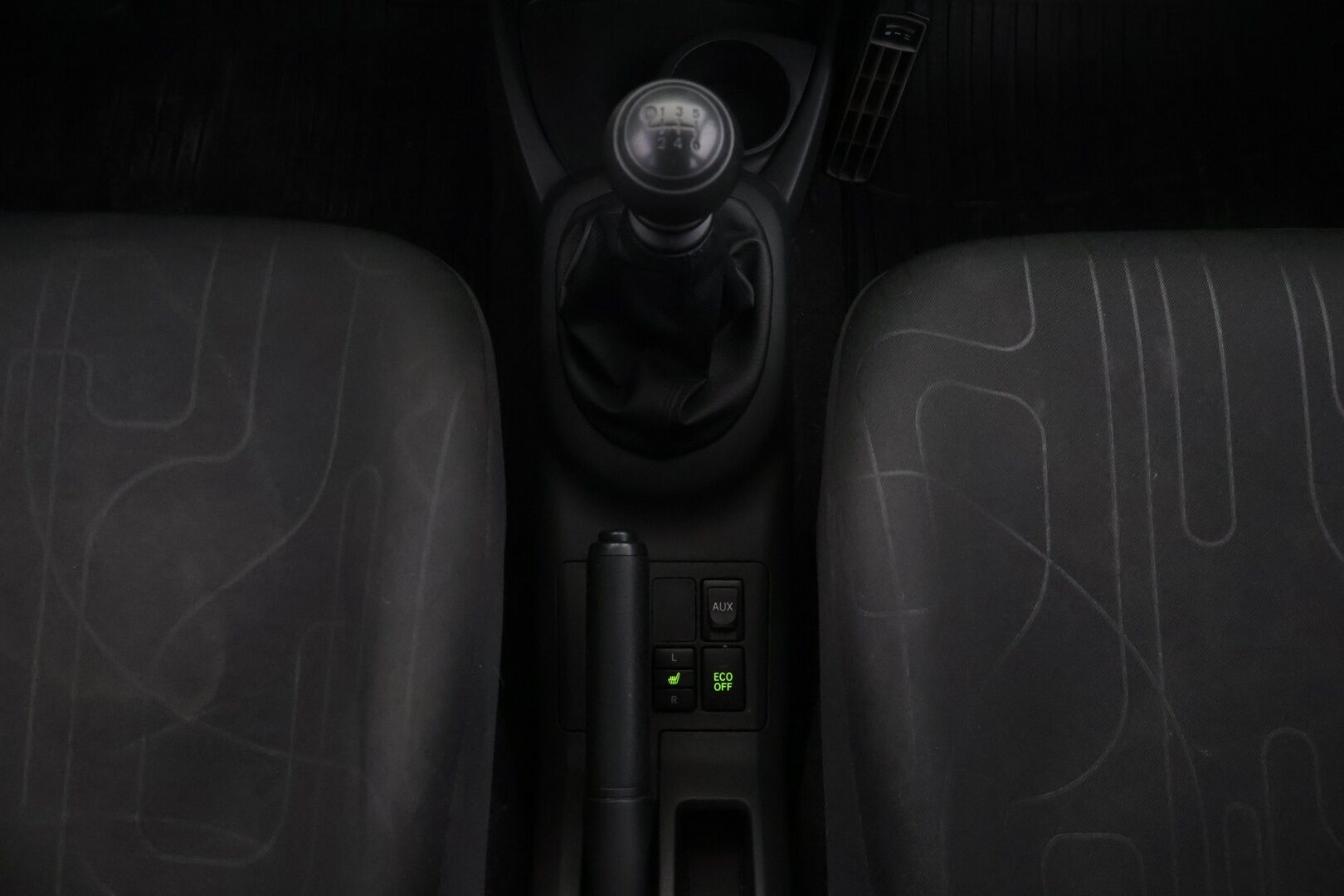 Toyota Yaris 2011 1,33 Dual VVT-i Stop & Start Linea Terra 5ov ** Lohko / Ilmastointi / Kahdet renkaat - ** Vähän ajettu / asiallisesti pidetty ** - HULLUT BLACKWEEK JATKOT - KORKOTARJOUS 2,49%