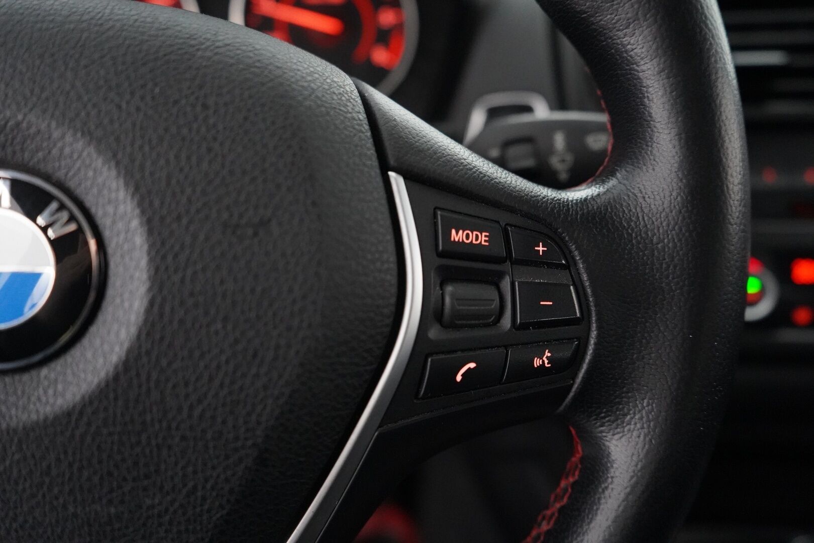 BMW 116 2012 F20 TwinPower Turbo A Business Automatic Edition Sport - YritysOutlet - Myydään vain yrityksille - Suomi-auto / Lohkolämmitin sisähaaralla / Kahdet BMW vanteet / Huollettu 01/2026