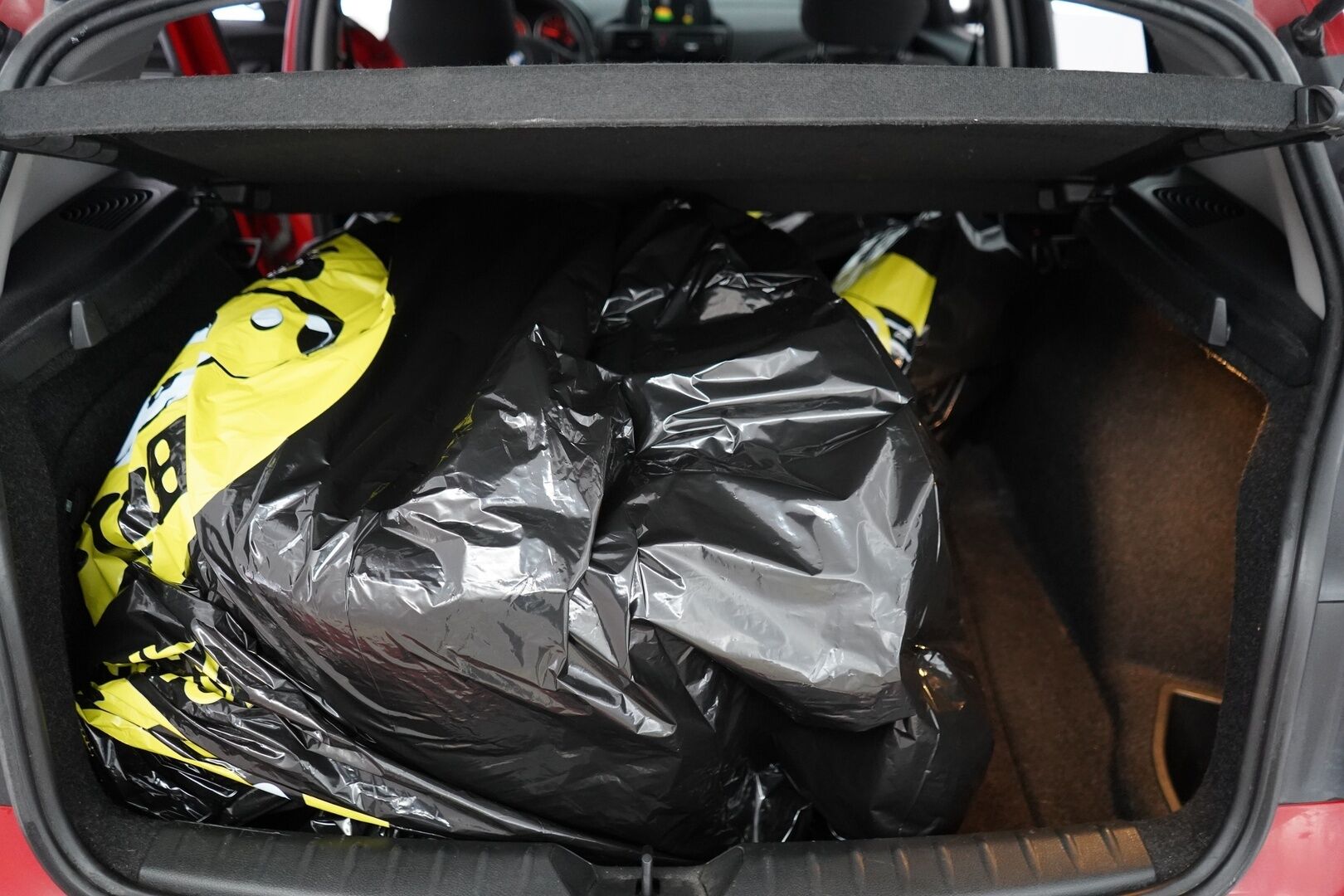 BMW 116 2012 F20 TwinPower Turbo A Business Automatic Edition Sport - YritysOutlet - Myydään vain yrityksille - Suomi-auto / Lohkolämmitin sisähaaralla / Kahdet BMW vanteet / Huollettu 01/2026