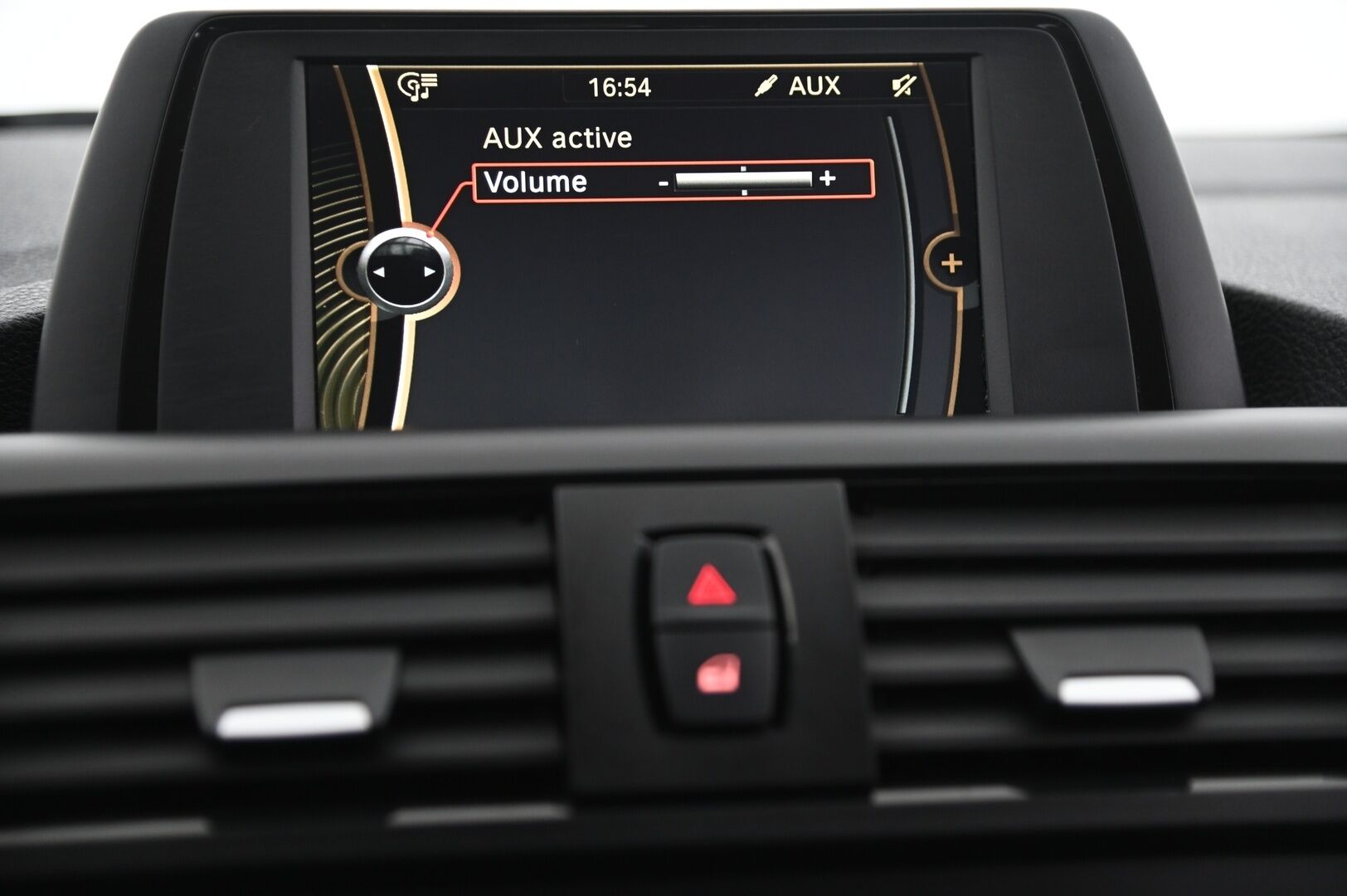 BMW 116 2014 F20 TwinPower Turbo A Business Automatic Edition - HULLUT AVAJAISHULINAT KORKOTARJOUS 3,29 %