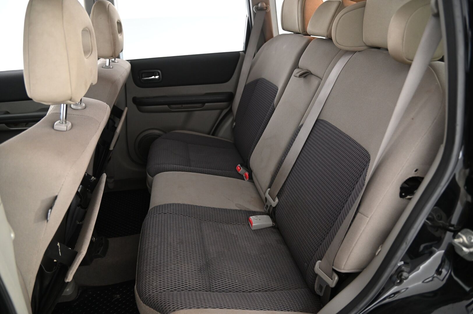 Nissan X-TRAIL 2007 *Myydään Huutokaupat.com*